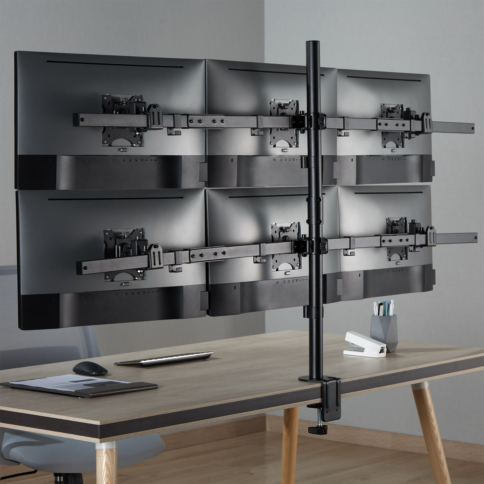 InLine Tischhalterung - für 6x LCD-/LED-Display bis 81cm (32") - max. 7kg