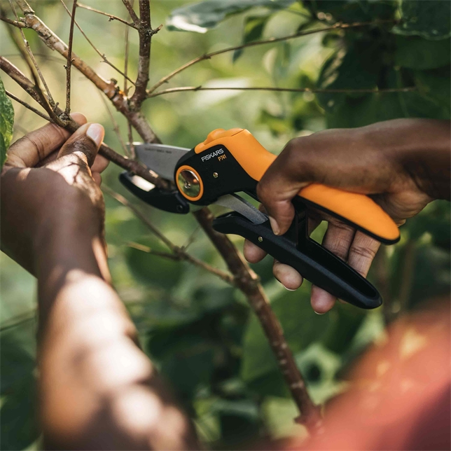 Fiskars PowerLever Plus P741 - Gartenschere