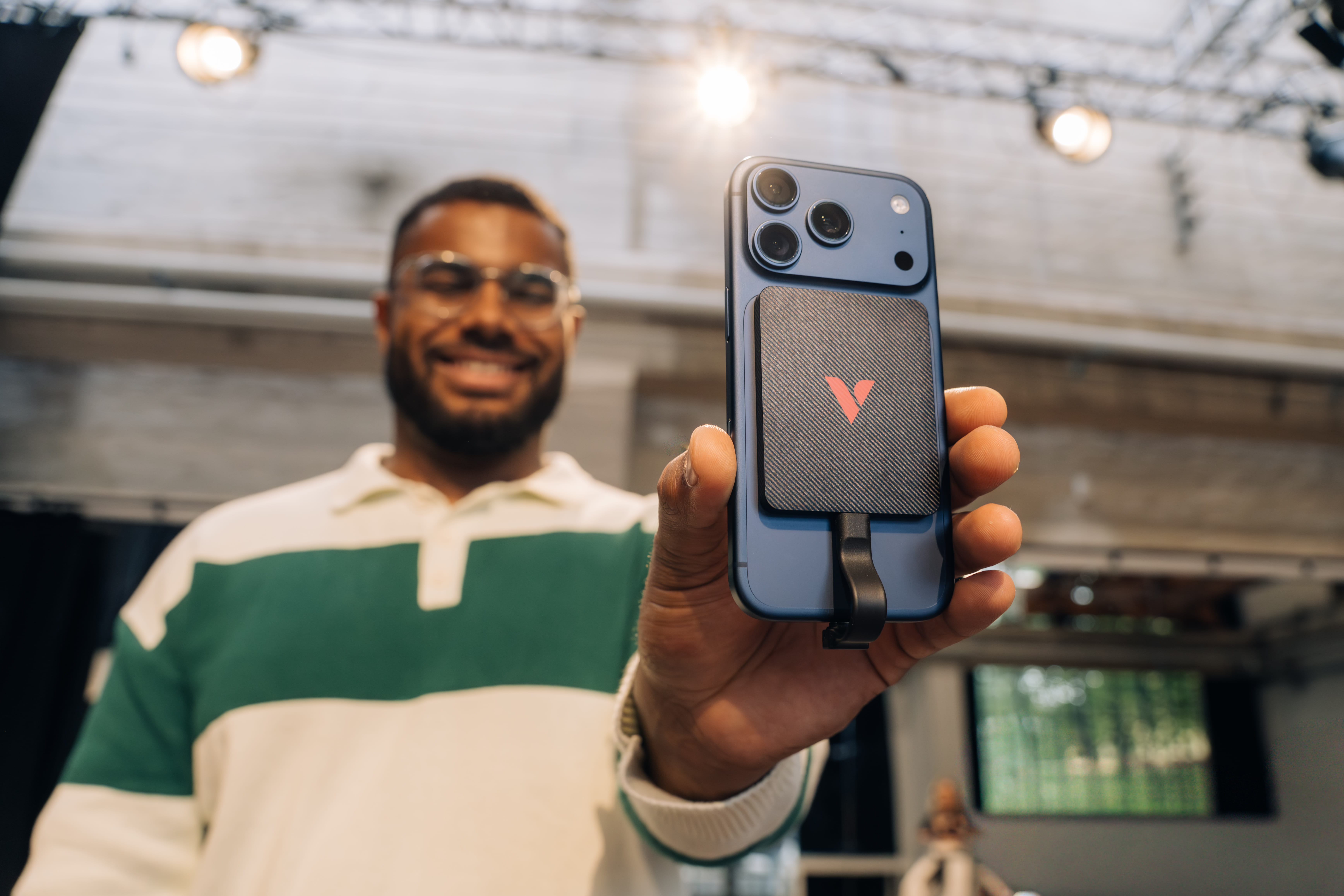 Verbatim SnapBack Ultra Slim SSD 2TB, 2 TB, USB Typ-C, USB 3.2 Gen 2x2, 2050 MB/s, 20 Gbit/s, Schwarz