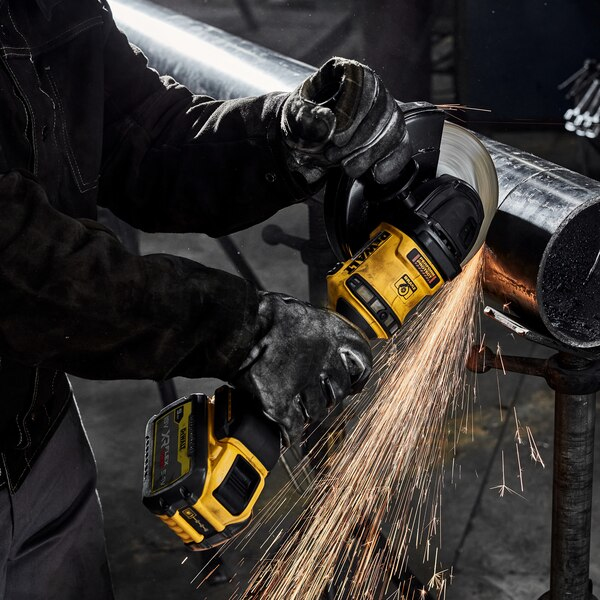 DEWALT DCG440N-XJ, 18 cm, Akku, 2,6 kg