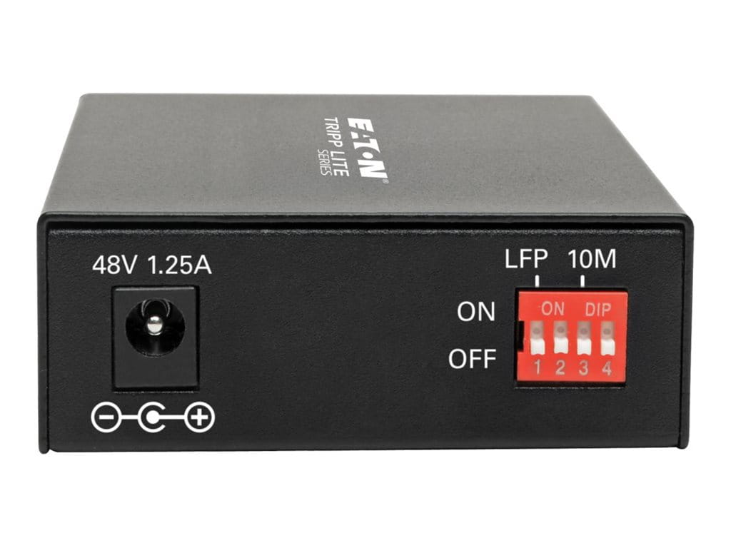 Tripp Eaton Tripp Lite Series Gigabit SFP Fiber to Ethernet Media Converter, POE+, International Power Cables, 10/100/1000 Mbps - Medienkonverter - 1GbE - 10Base-T, 100Base-TX, 1000Base-T - RJ-45 / SFP (mini-GBIC)
