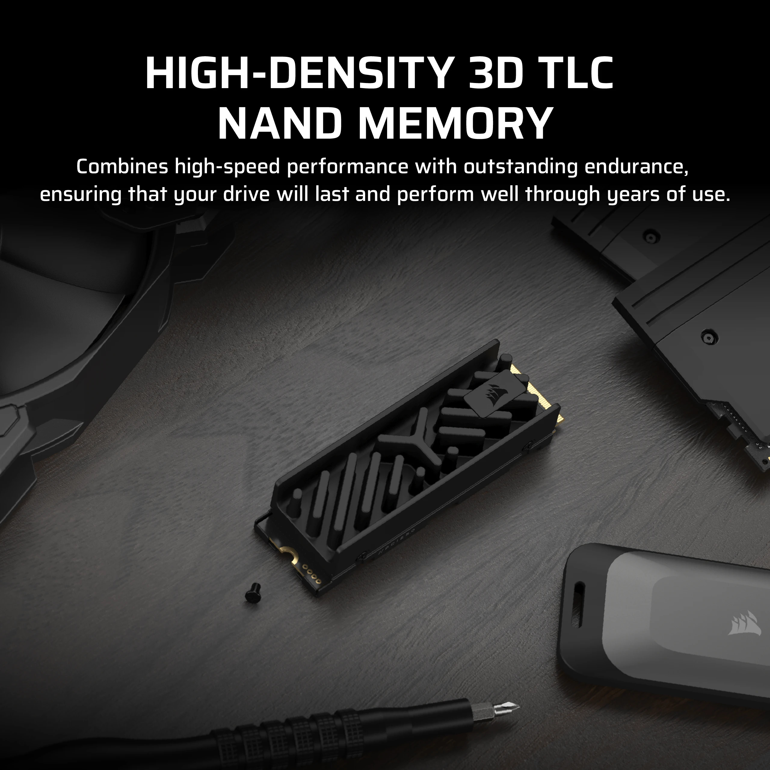 Corsair MP700 ELITE - SSD - 1 TB - mit Kühlkörper - intern - M.2 2280 - PCI Express 5.0 x4 (NVMe)