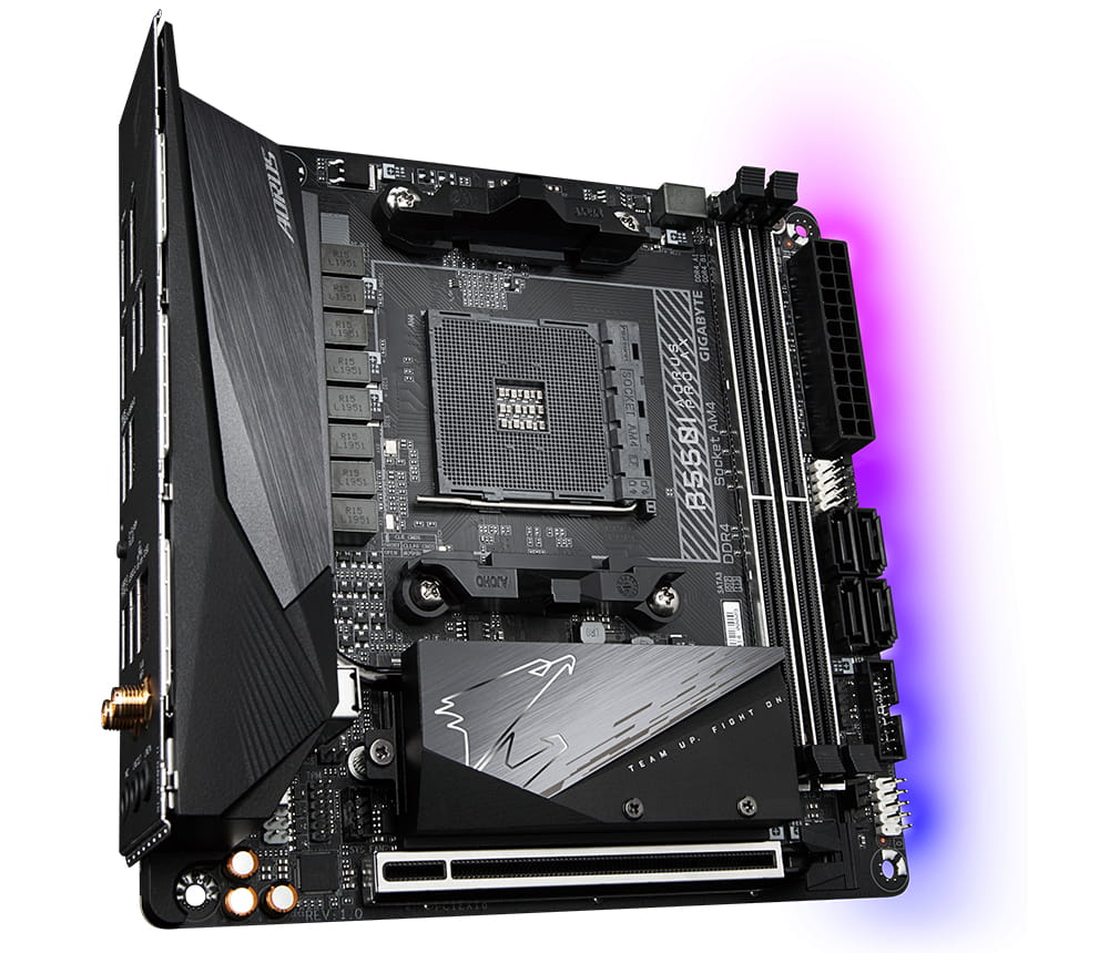 Gigabyte B550I AORUS PRO AX - 1.0 - Motherboard - Mini-ITX - Socket AM4 - AMD B550 Chipsatz - USB-C Gen2, USB 3.2 Gen 1, USB 3.2 Gen 2 - 2.5 Gigabit LAN, Bluetooth, Wi-Fi - Onboard-Grafik (CPU erforderlich)