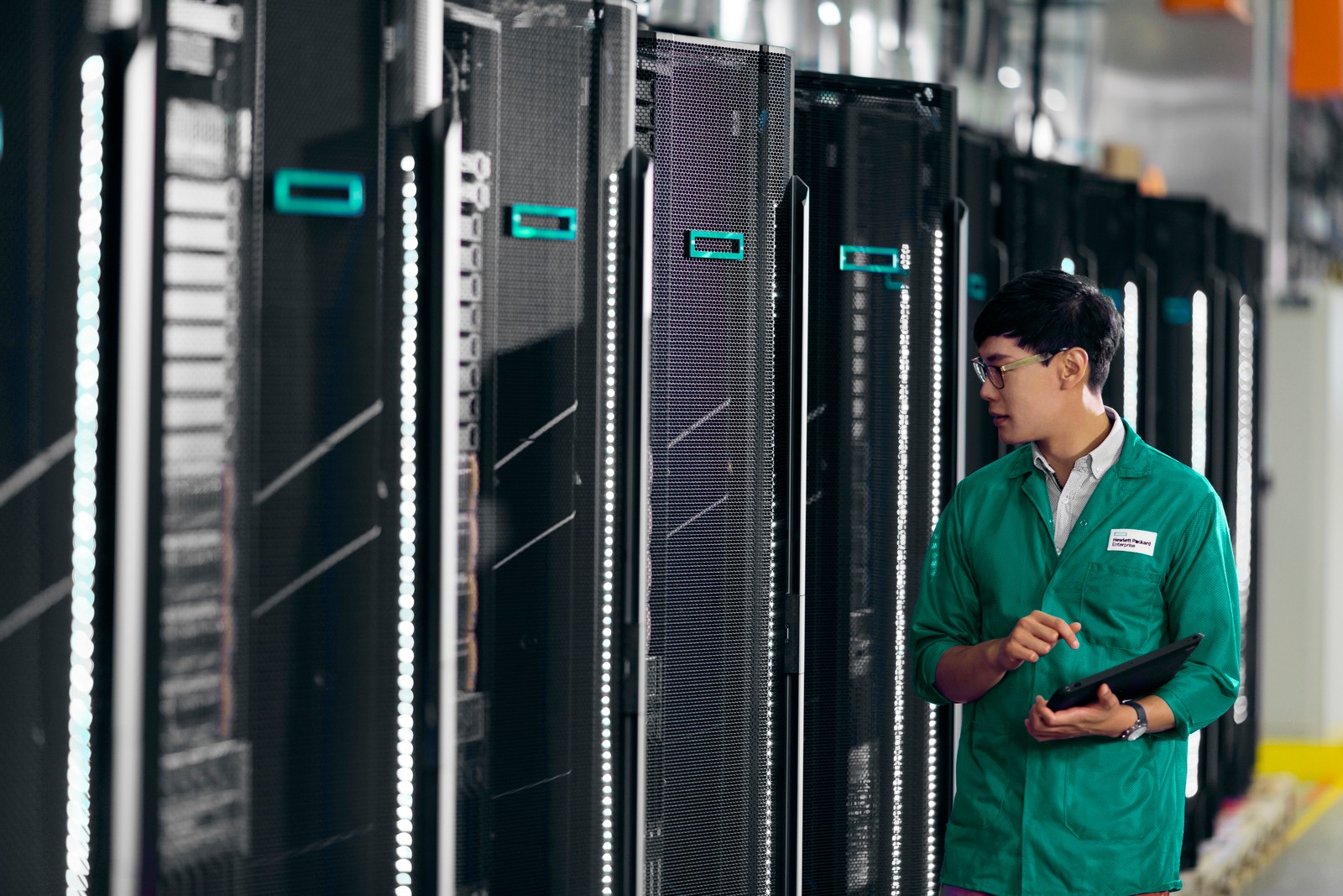 HPE NS204i-u v2 - Speicher-Controller - boot-optimiertes Speichermedium - M.2 2280 (M.2 2280)