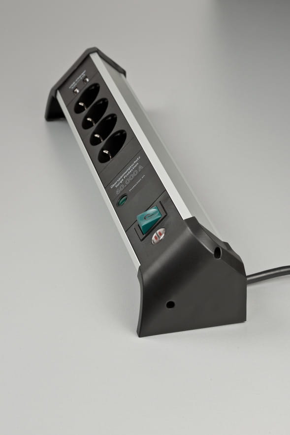 Brennenstuhl 1391020410, 1,8 m, Indoor, Abgewinkelt, IP20, Schwarz, Silber, 4 AC-Ausgänge