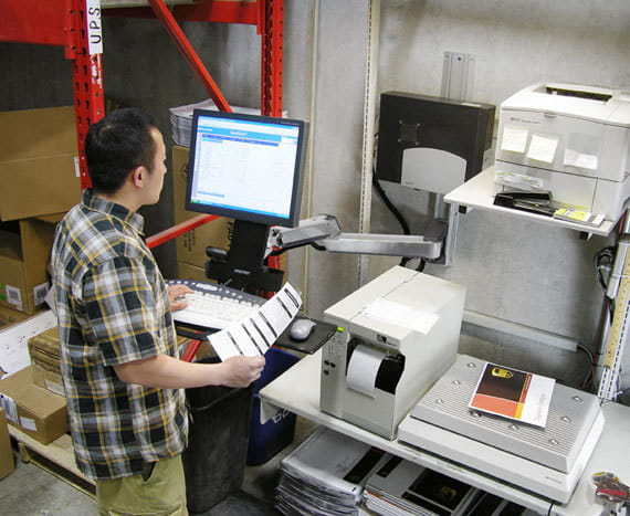 Ergotron Befestigungskit (Handgelenkkissen, Schienenmontage Halterungsset, höhenverstellbare Halterung, Tastaturablage mit linker/rechter Mausablage, Ablage für Barcode-Scanner und Maus, Combo Schwenkarm) - für LCD-Display / PC-Ausrüstung - Polished Ergotron Befestigungskit (Handgelenkkissen, Schienenmontage Halterungsset, höhenverstellbare Halterung, Tastaturablage mit linker/rechter Mausablage, Ablage für Barcode-Scanner und Maus, Combo Schwenkarm) - für LCD-Display / PC-Ausrüstung - Polished
