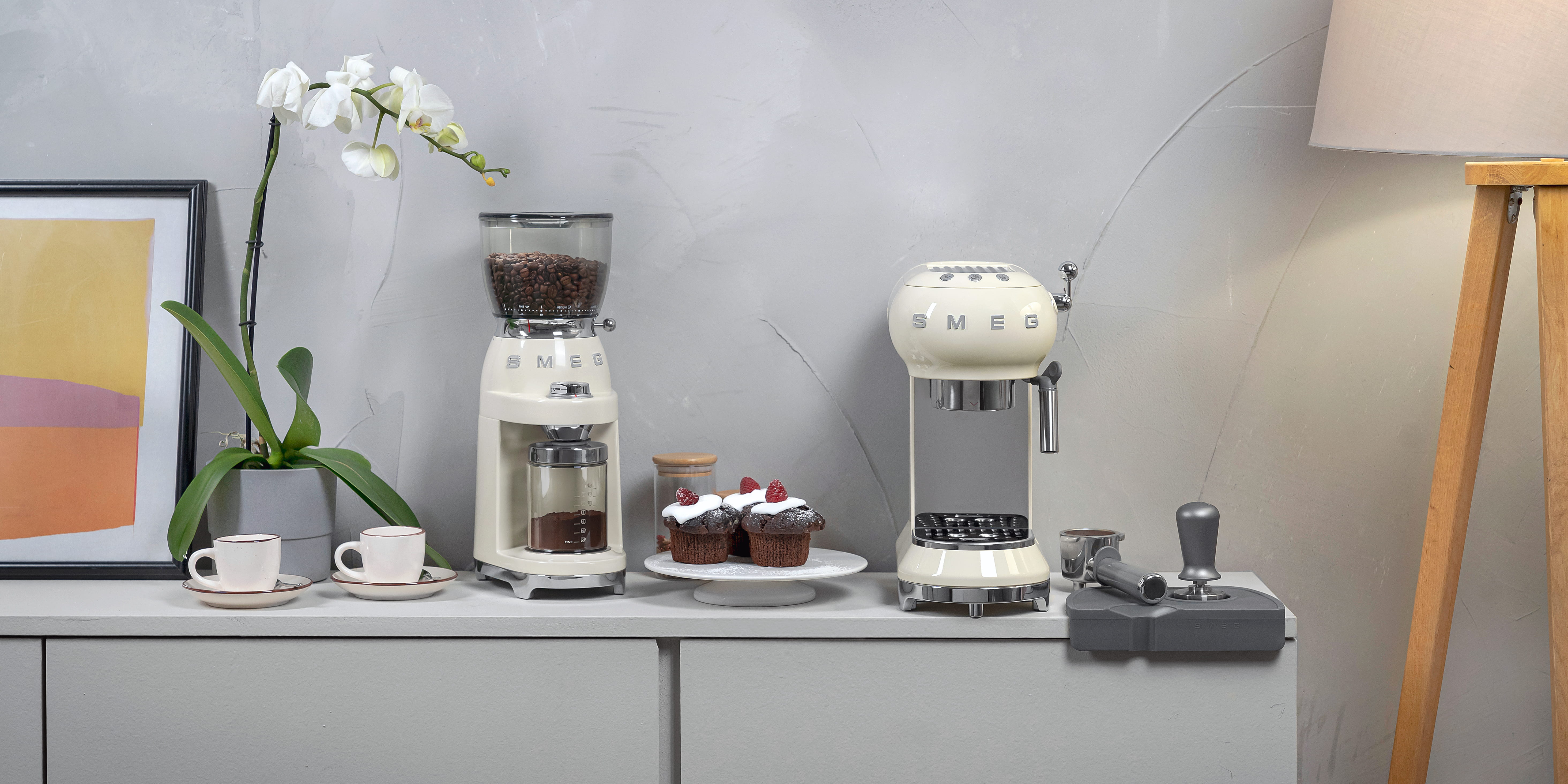 SMEG CGF11CREU, Mühle mit Mahlwerk, 350 g, Kegelmahlwerk, Edelstahl, Cremefarben, Edelstahl
