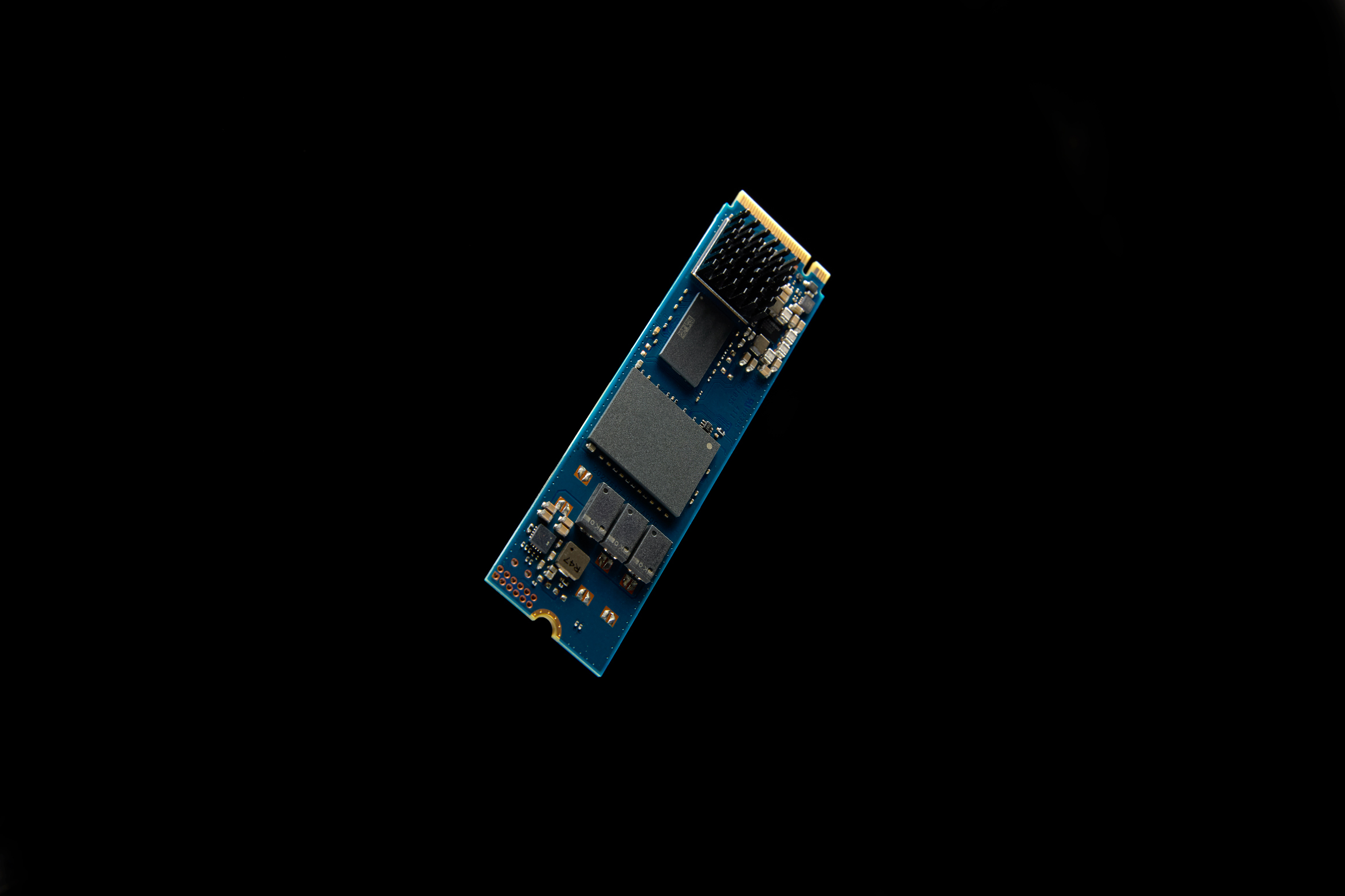 Kingston Data Center DC2000B - SSD - Enterprise - 960 GB - intern - M.2 2280 - PCIe 4.0 x4 (NVMe)