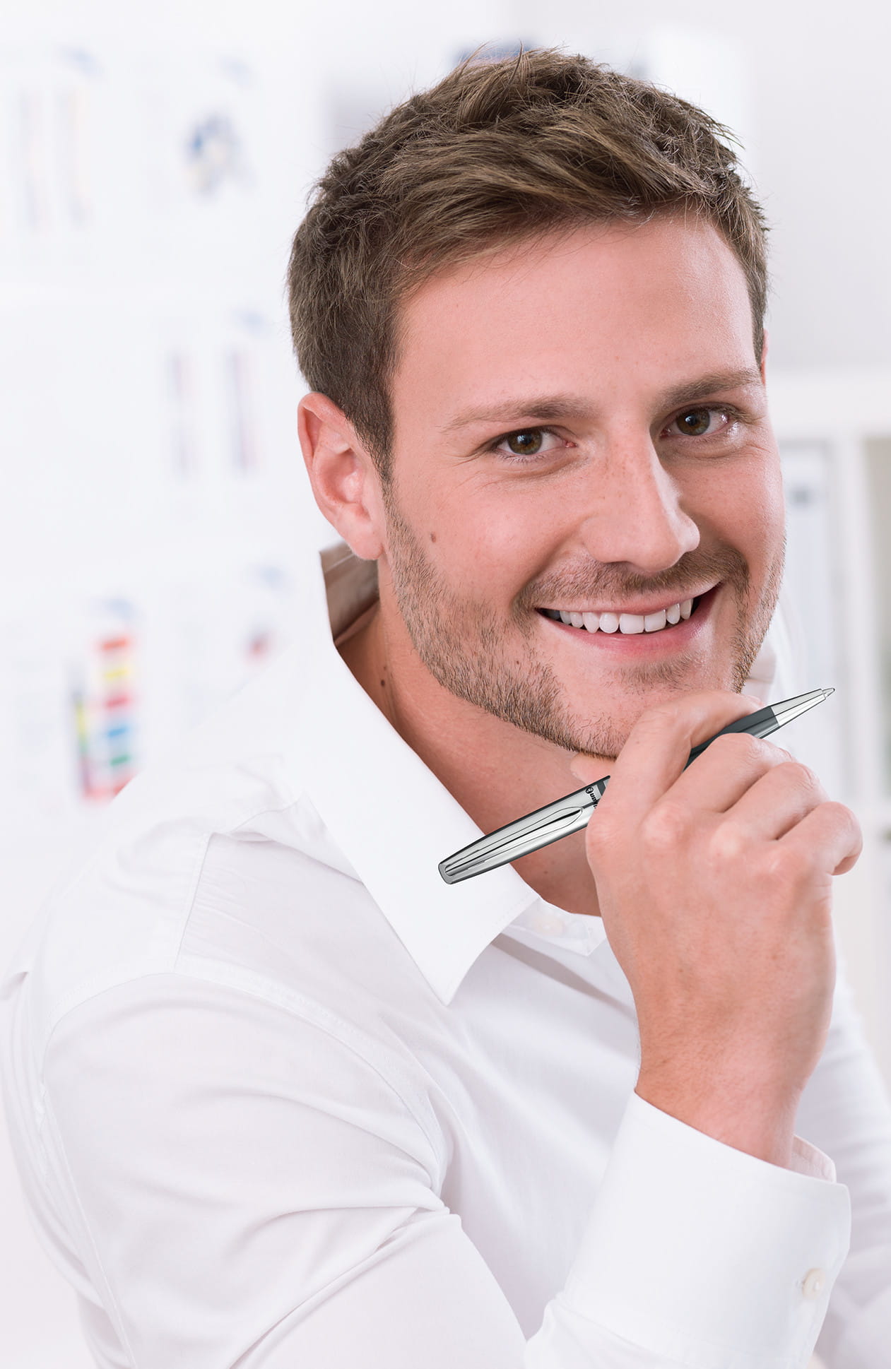 Pelikan Jazz Classic K35, Clip, Kugelschreiber mit Druckeinzugsmechanik, Nachfüllbar, Blau, 1 Stück(e), Medium