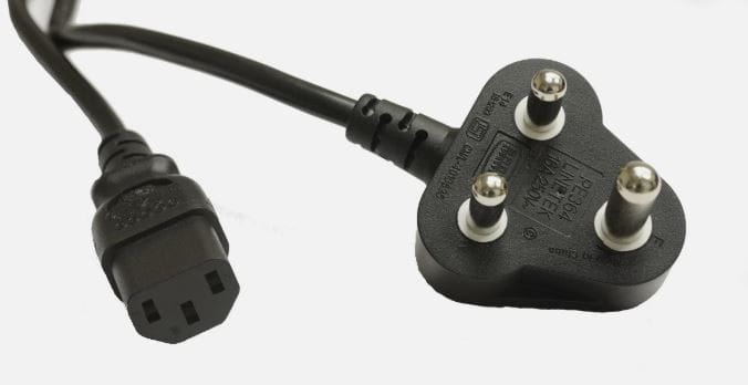 HPE Stromkabel - power IEC 60320 C13 zu SABS 164 (M)