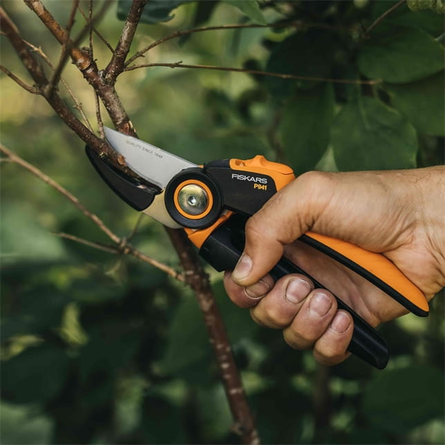 Fiskars X-Series P941 - Gartenschere - FiberComp