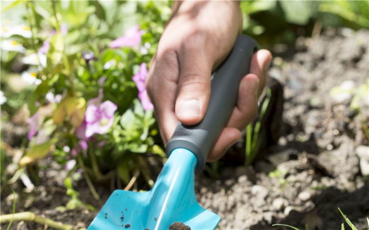 Gardena 08953-20, Gartenkelle, Duroplast, Stahl, Schwarz, Blau, Ergonomisch, Anti-Rutsch-Griff, 12 cm