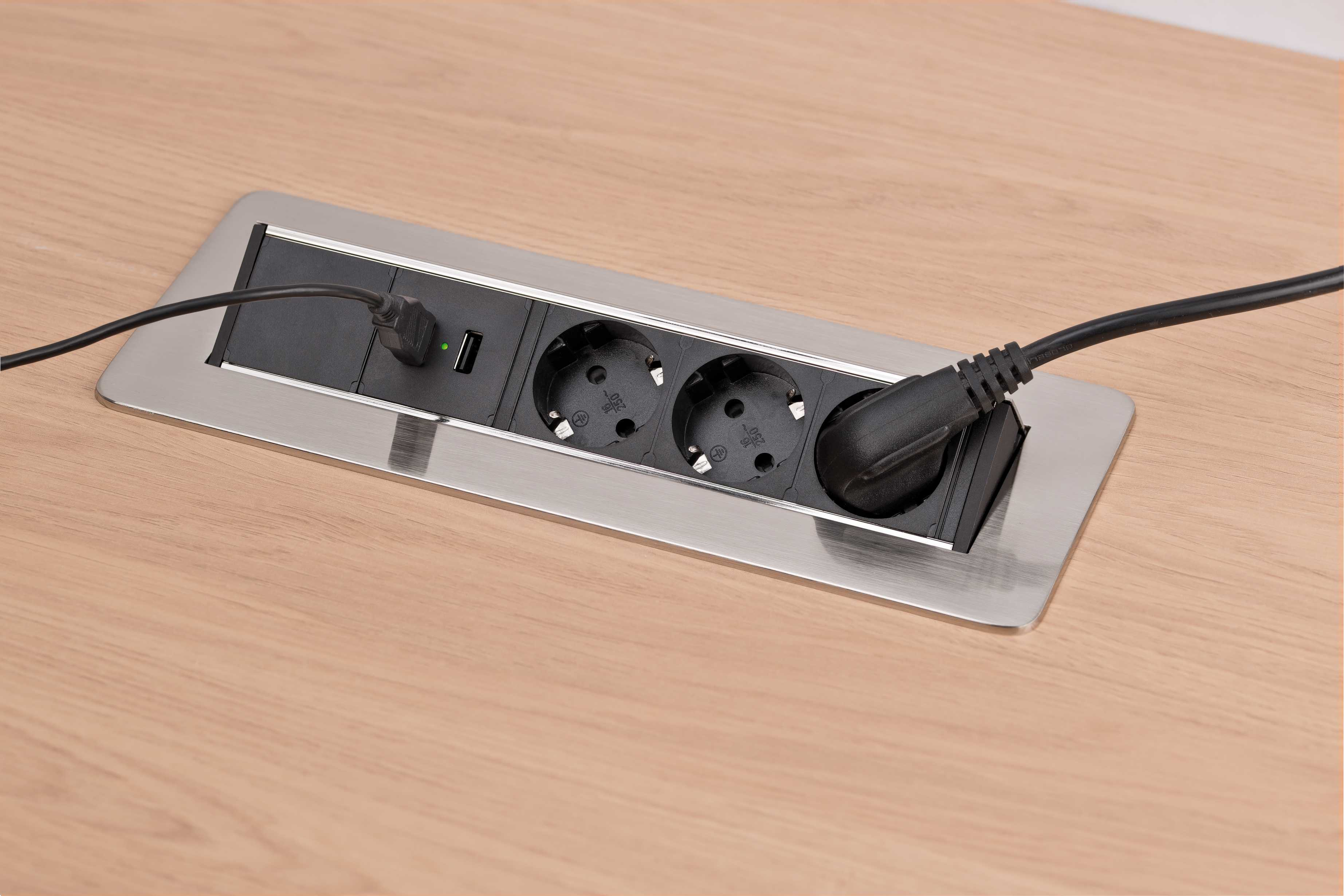 Brennenstuhl 1396200113, 2 m, 3 AC-Ausgänge, Indoor, IP20, Schwarz, Edelstahl, 115 mm