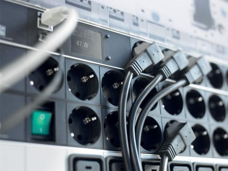 Bachmann Steckdosenleiste (in Rack montierbar/extern) - Wechselstrom 230 V - Ausgangsanschlüsse: 5 (power CEE 7/7)