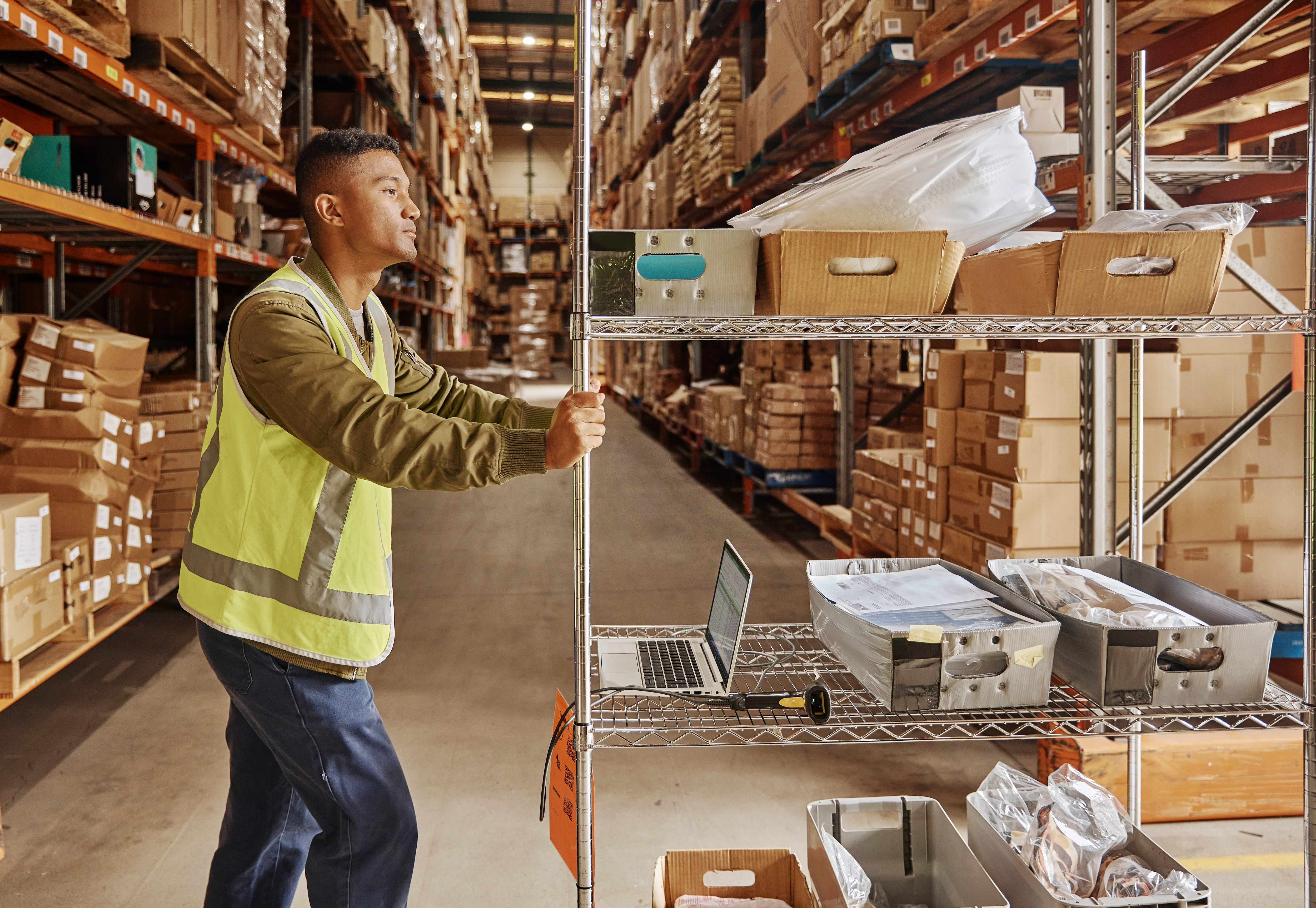 HP Pro Mobile Thin Client mt440 G3 - Intel Celeron 7305 / 1.1 GHz - HP ThinPro - UHD Graphics - 8 GB RAM - 256 GB SSD NVMe, HP Value + 128 GB M.2 2230 SSD NVM Express (NVMe)