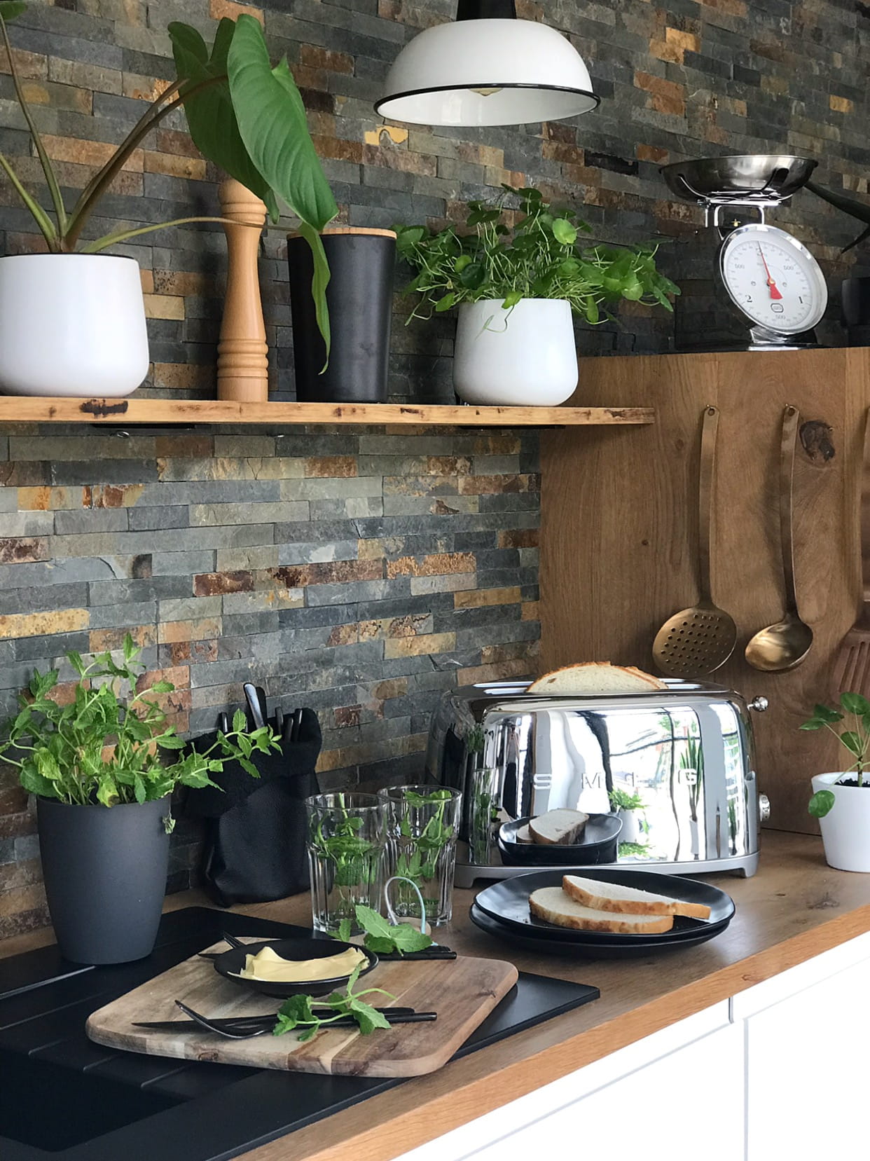 SMEG TSF02SSEU, 4 Scheibe(n), Chrom, Edelstahl, Tasten, Edelstahl, 1500 W