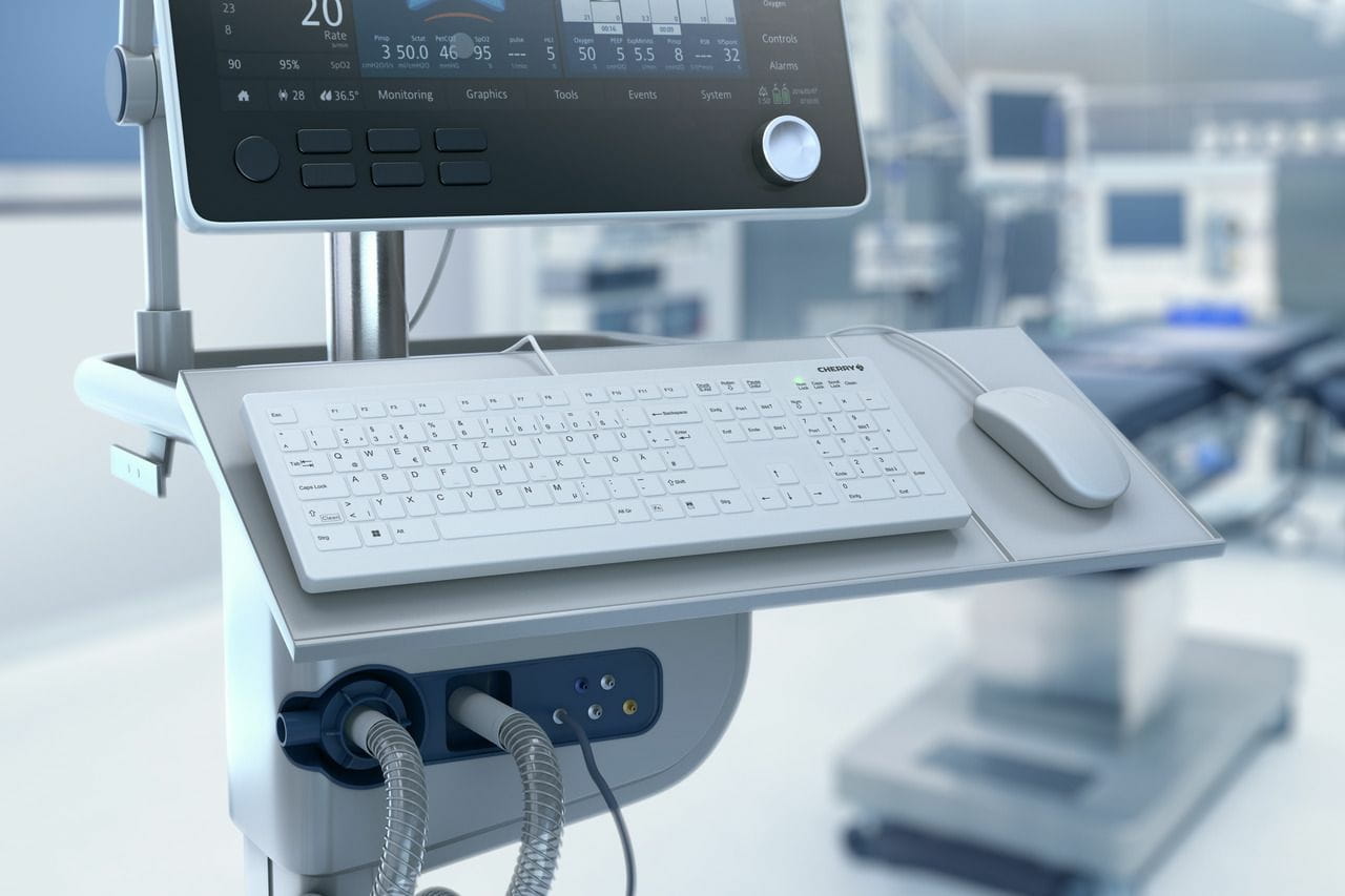 Cherry Active Key AK-C8112 - Tastatur - Wischdesinfektion, flaches Tastenprofil