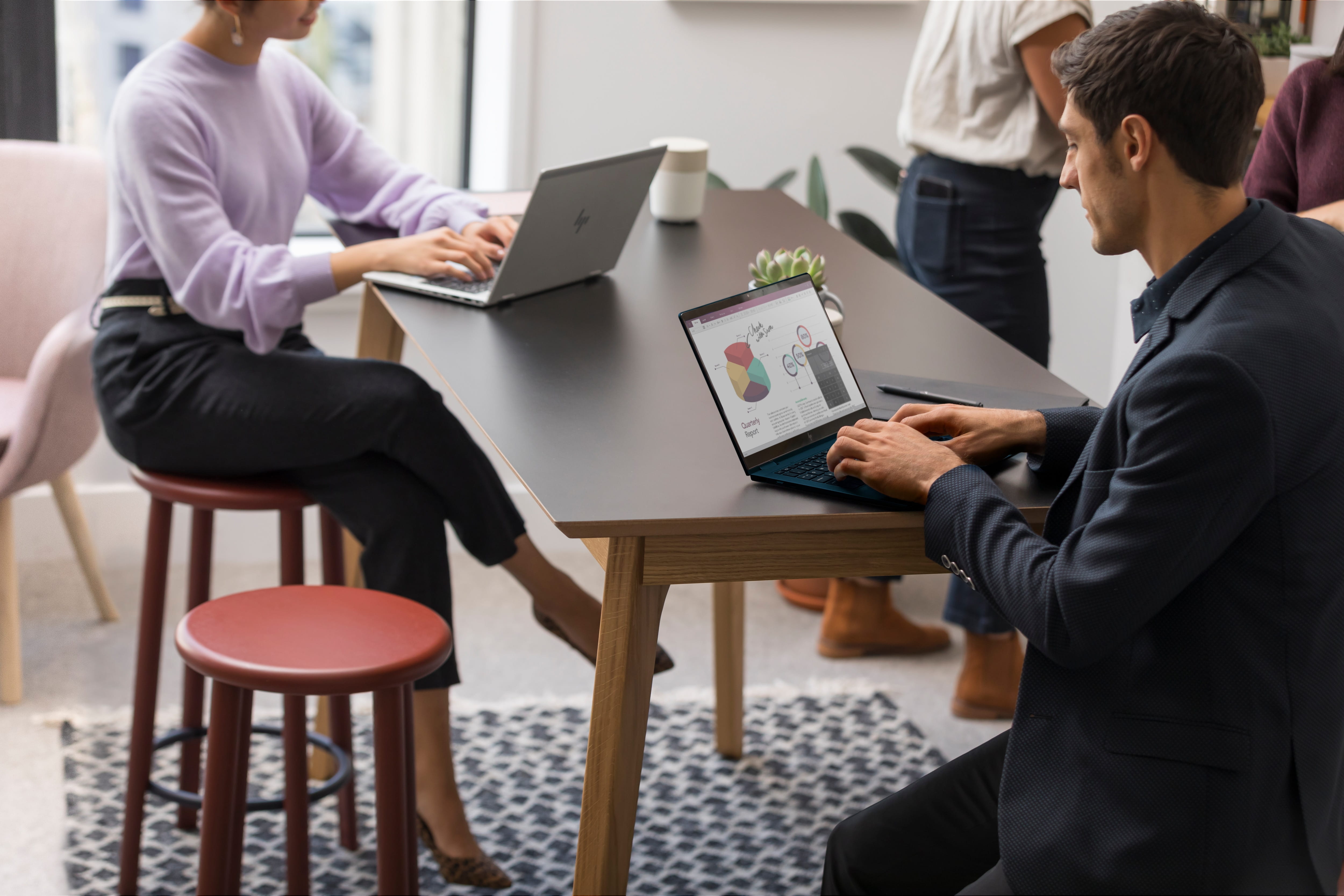 HP EliteBook x360 830 G8 Notebook - Flip-Design - Intel Core i5 1135G7 - Win 11 Pro - Intel Iris Xe Grafikkarte - 8 GB RAM - 512 GB SSD NVMe, TLC, HP Value - 33.8 cm (13.3")