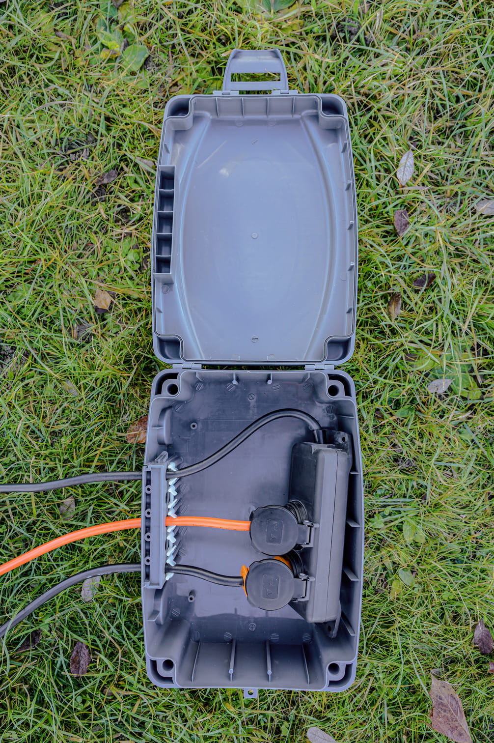 Brennenstuhl 1160530, 230 mm, 340 mm, 1250 mm, 820 g