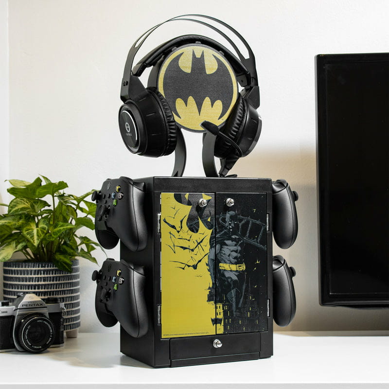 Numskull Games Official Batman Gaming Locker, Diskettenhalter für Spiele, Xbox, Schwarz, Kabelgebunden, 1 Stück(e)