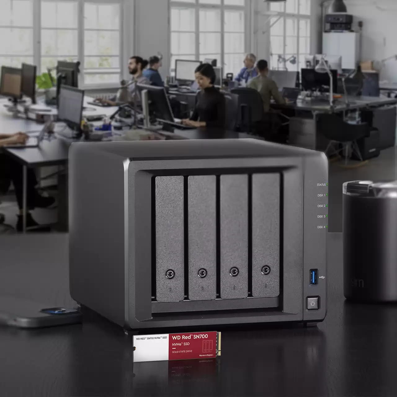 WD Red SN700 WDS200T1R0C - SSD - 2 TB - intern - M.2 2280 - PCIe 3.0 x4 (NVMe)