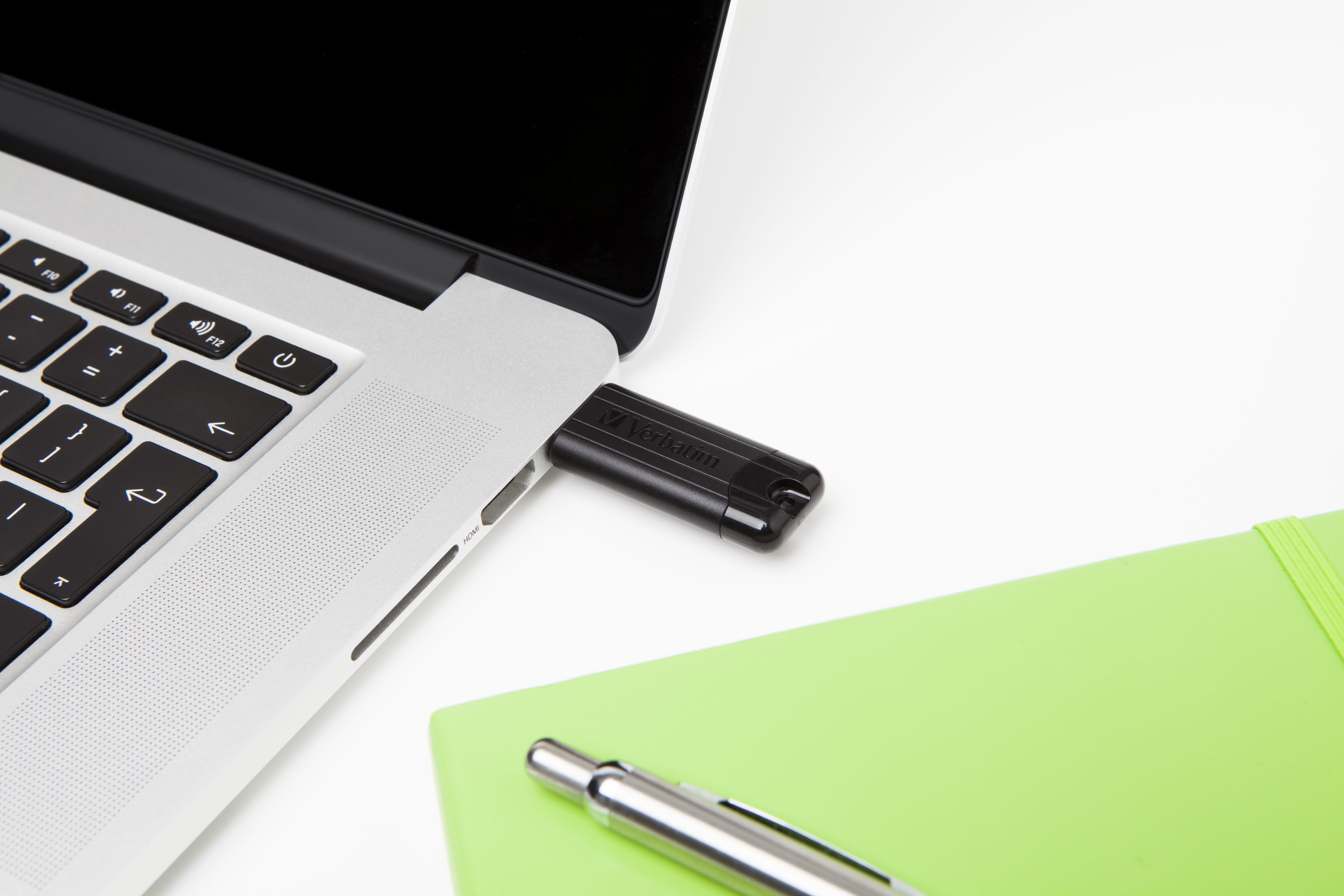 Verbatim Store 'n' Go Pin Stripe USB Drive