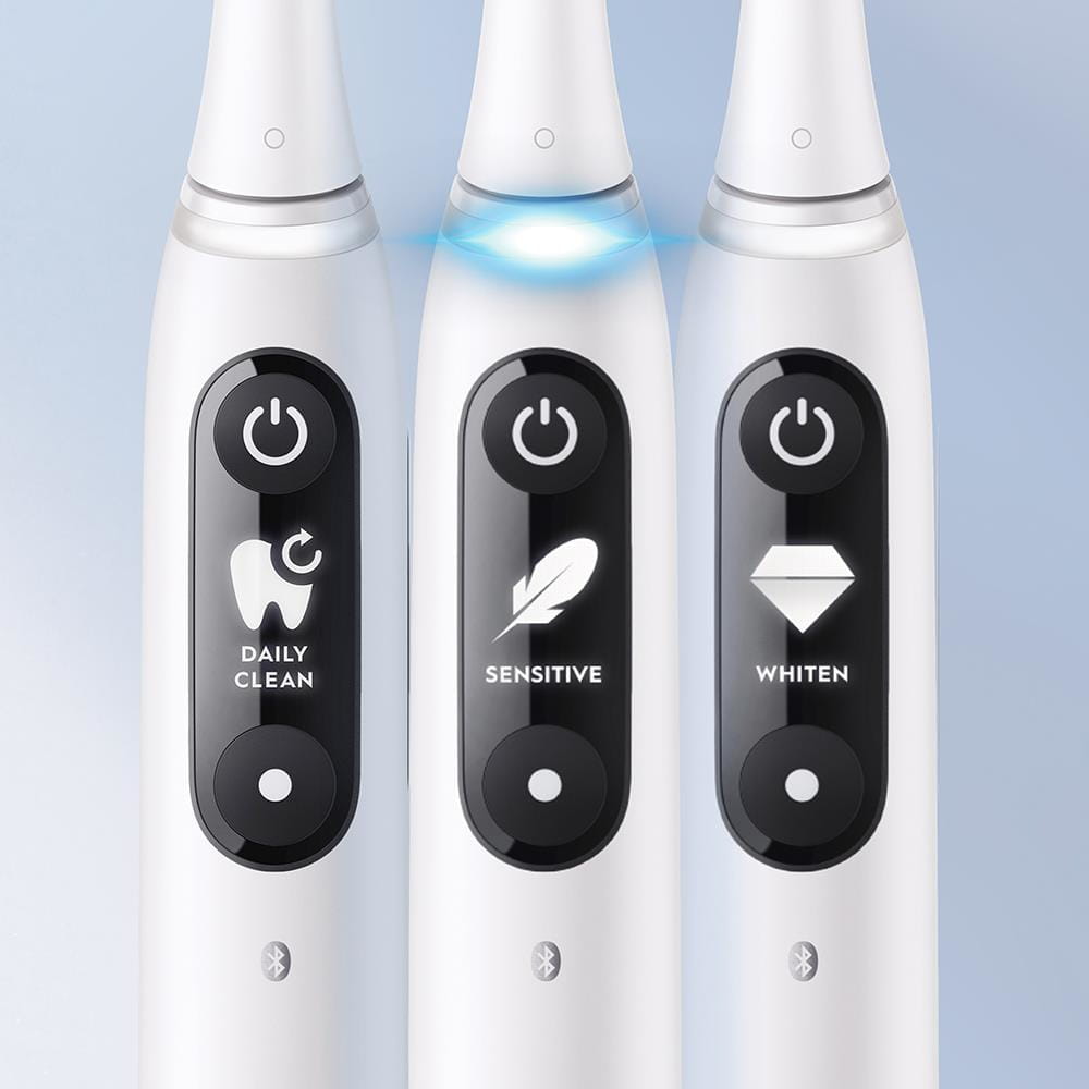 Oral-B iO 4210201362982, Erwachsener, Rotierende Zahnbürste, Tägliche Pflege, Tiefenreinigung, Zahnfleischpflege, Sensibel, für weiße Zähne, Weiß, Weiß, Rund