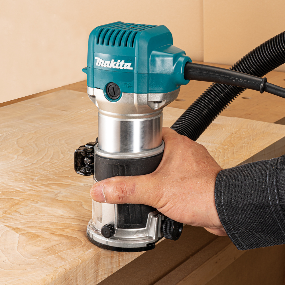 Makita RT0702CX2J - Renovierungsfräse - 710 W