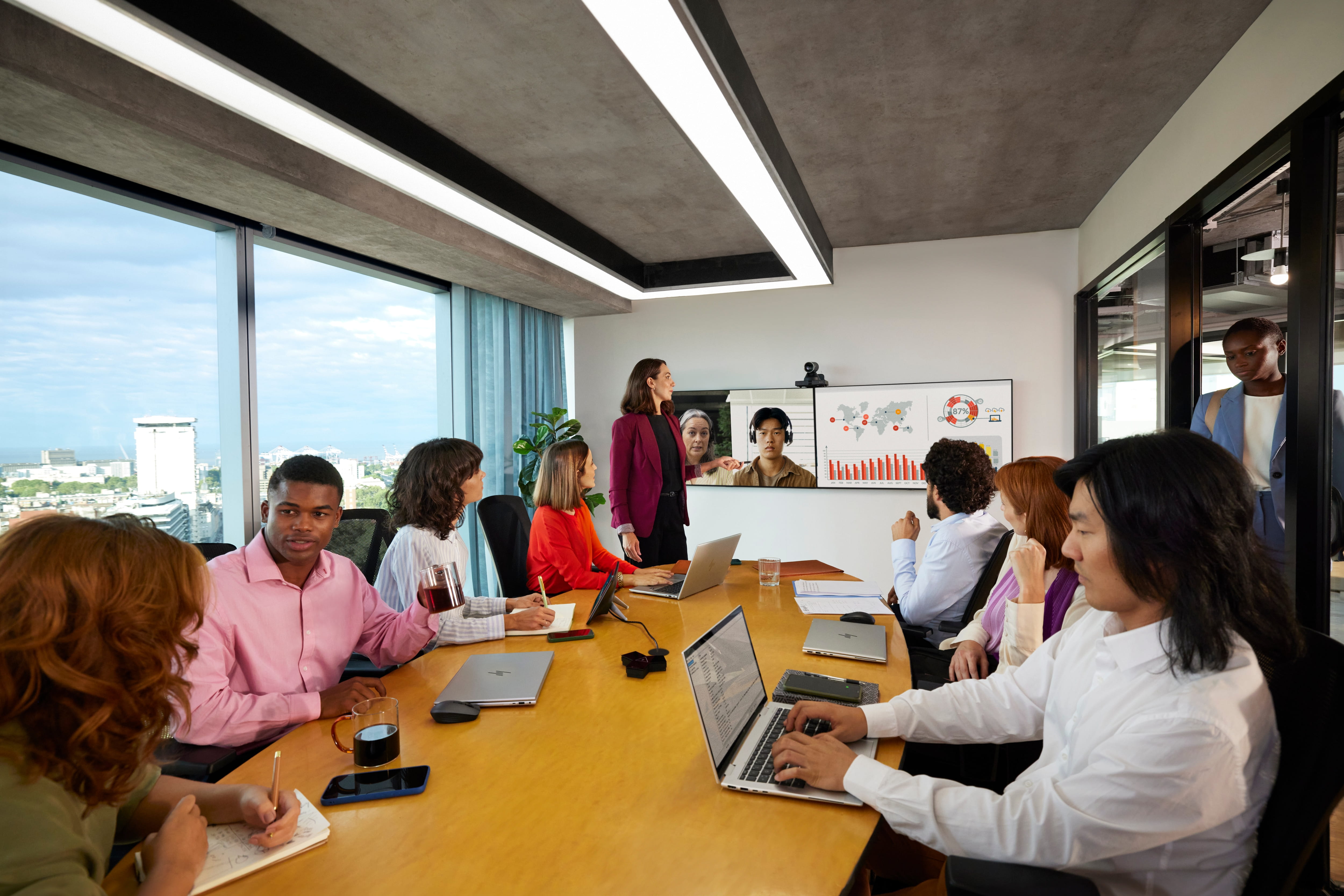 HP Poly Studio E60 - Konferenzkamera - PTZ - Farbe - 2 x 8 MP - 3840 x 2160 - 4K UHD (3840 x 2160)