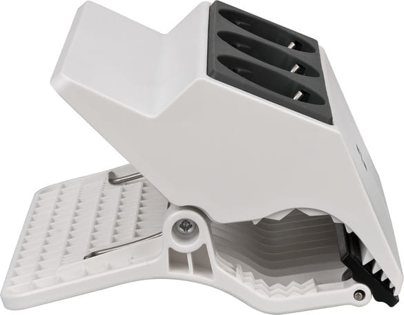 Brennenstuhl 1150070, 3 m, 3 AC-Ausgänge, Indoor, IP20, Anthrazit, Weiß, 16 A