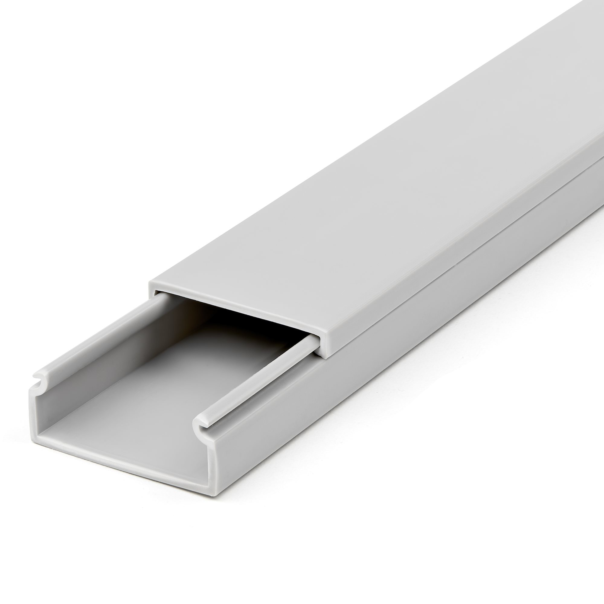 StarTech.com Solid Cable Management Raceway with Cover, 1-1/2"(38mm)W x 5/8"(16mm)H, 6.5ft(2m) length, Single Channel PVC Network/Power Cord Hider/Wall Wire Duct, Max 30 Cables, UL Listed - UL94 V0, M1 Fire Rated (CBMWD3816)