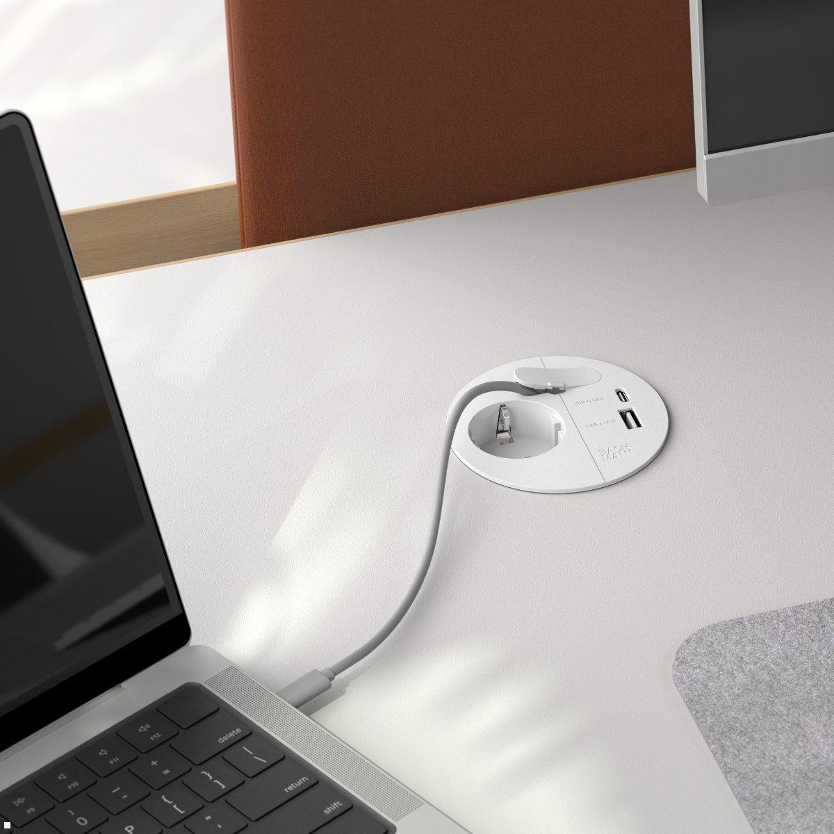 Bachmann Loop in Charge, Type E + USB A + USB C, CEE 7/3, 2P, Schrauben, Eingebaut, Weiß