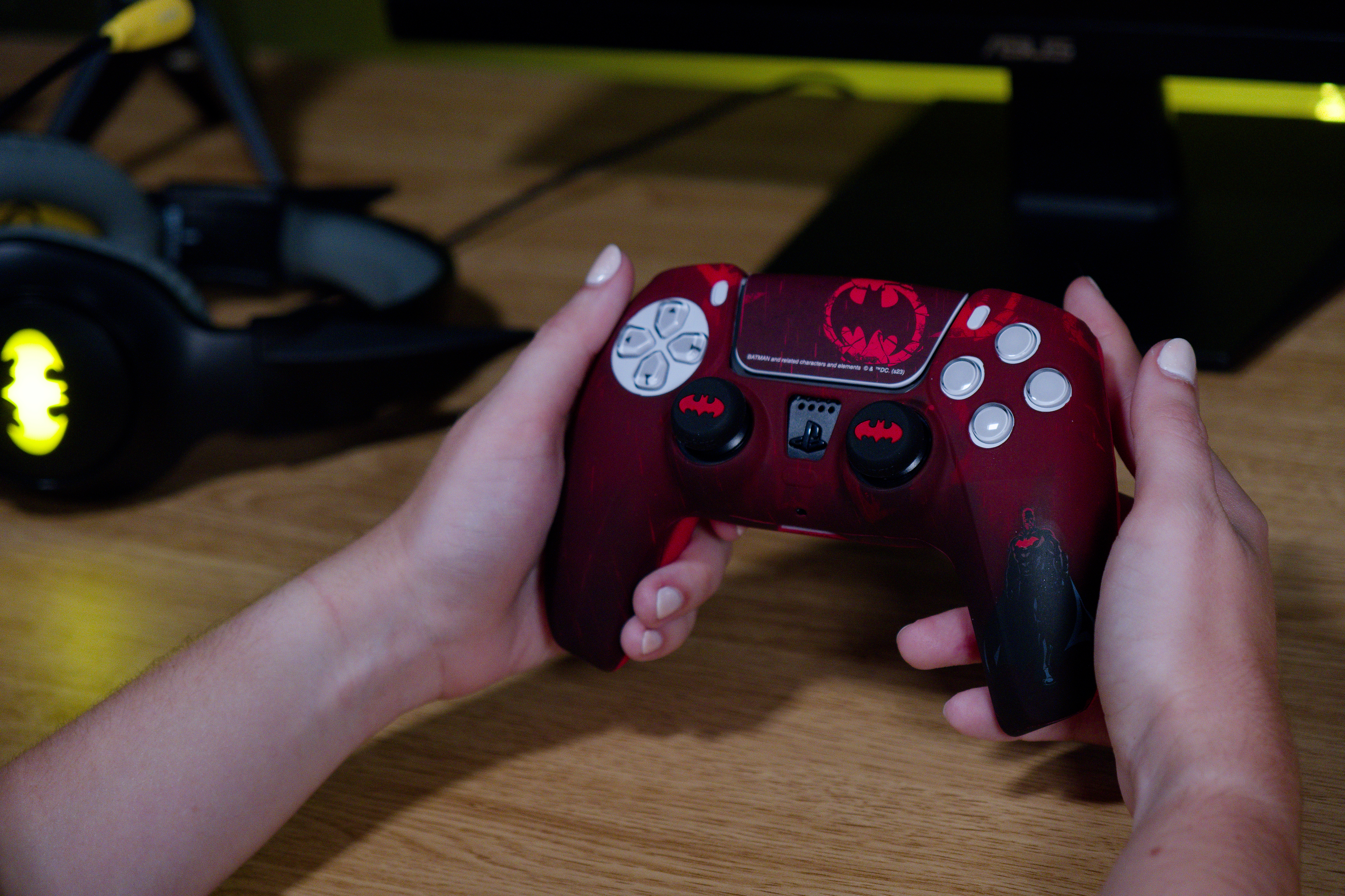 Blade Gaming BATPS5CK, PlayStation 5, Gaming-Controllergehäuse, Schwarz, Rot, Silikon, Sony, 206 mm