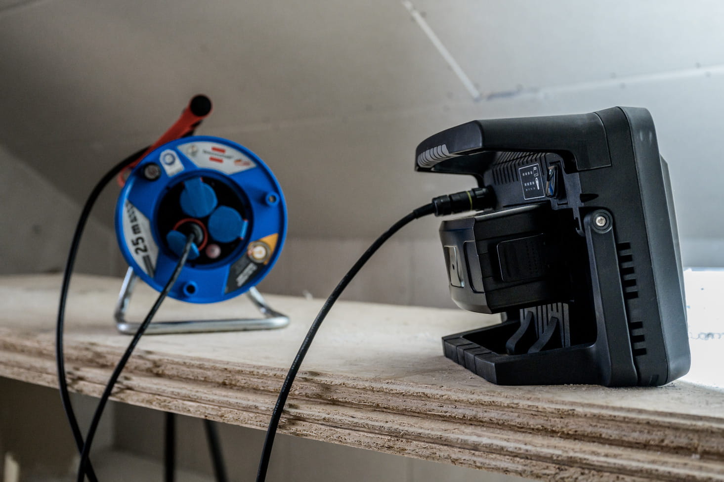 Brennenstuhl Professional Multi Battery 10050 MH