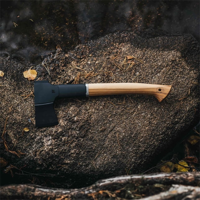 Fiskars Norden N7 - Universalaxt - Hickoryholz