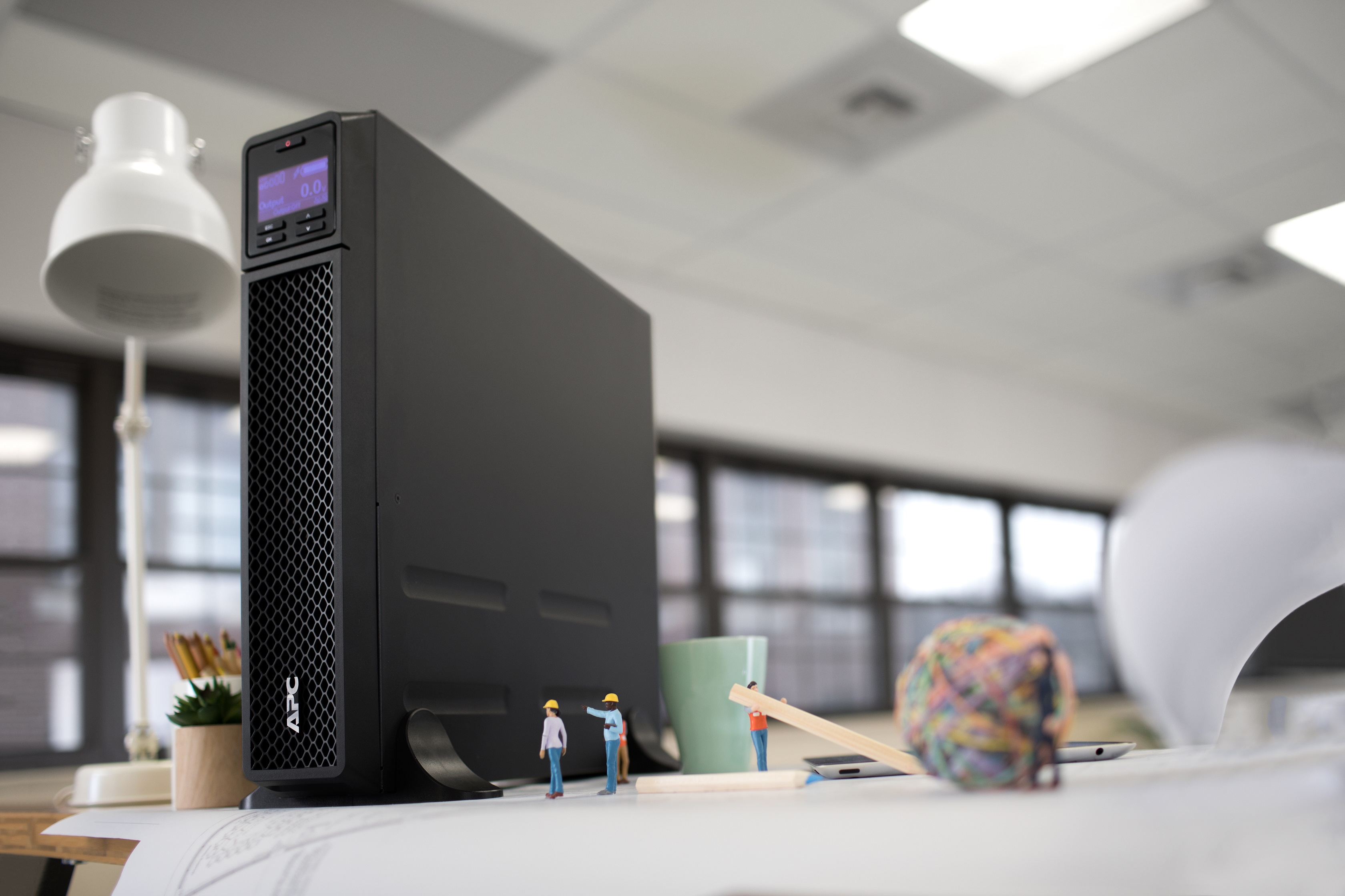 APC Smart-UPS SRT 1500VA - USV (in Rack montierbar/extern) - Online-USV