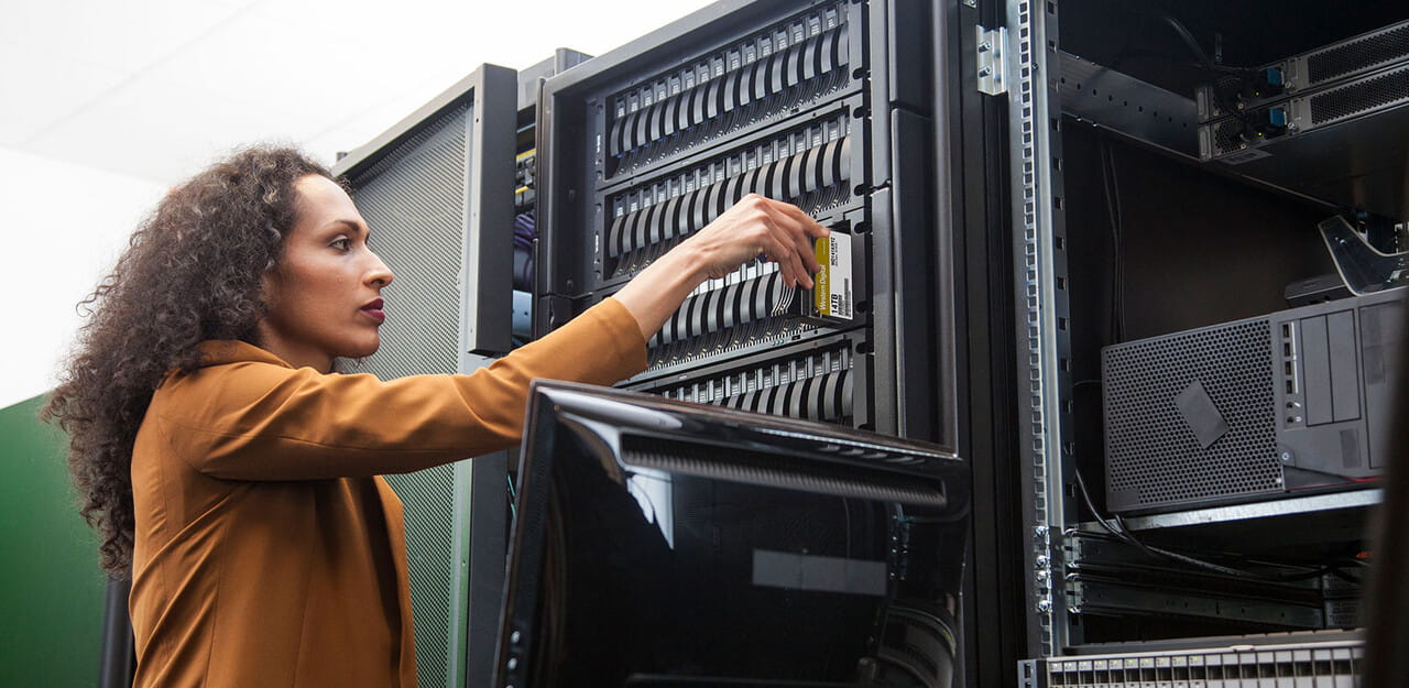 WD Gold WD161KRYZ - Festplatte - 16 TB - intern - 3.5" (8.9 cm)