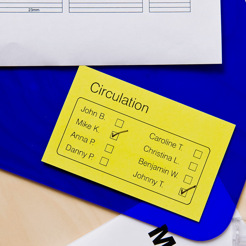 Brother DK44605 - Entfernbarer Klebstoff - Gelb - Rolle (6,2 cm x 30,5 m)