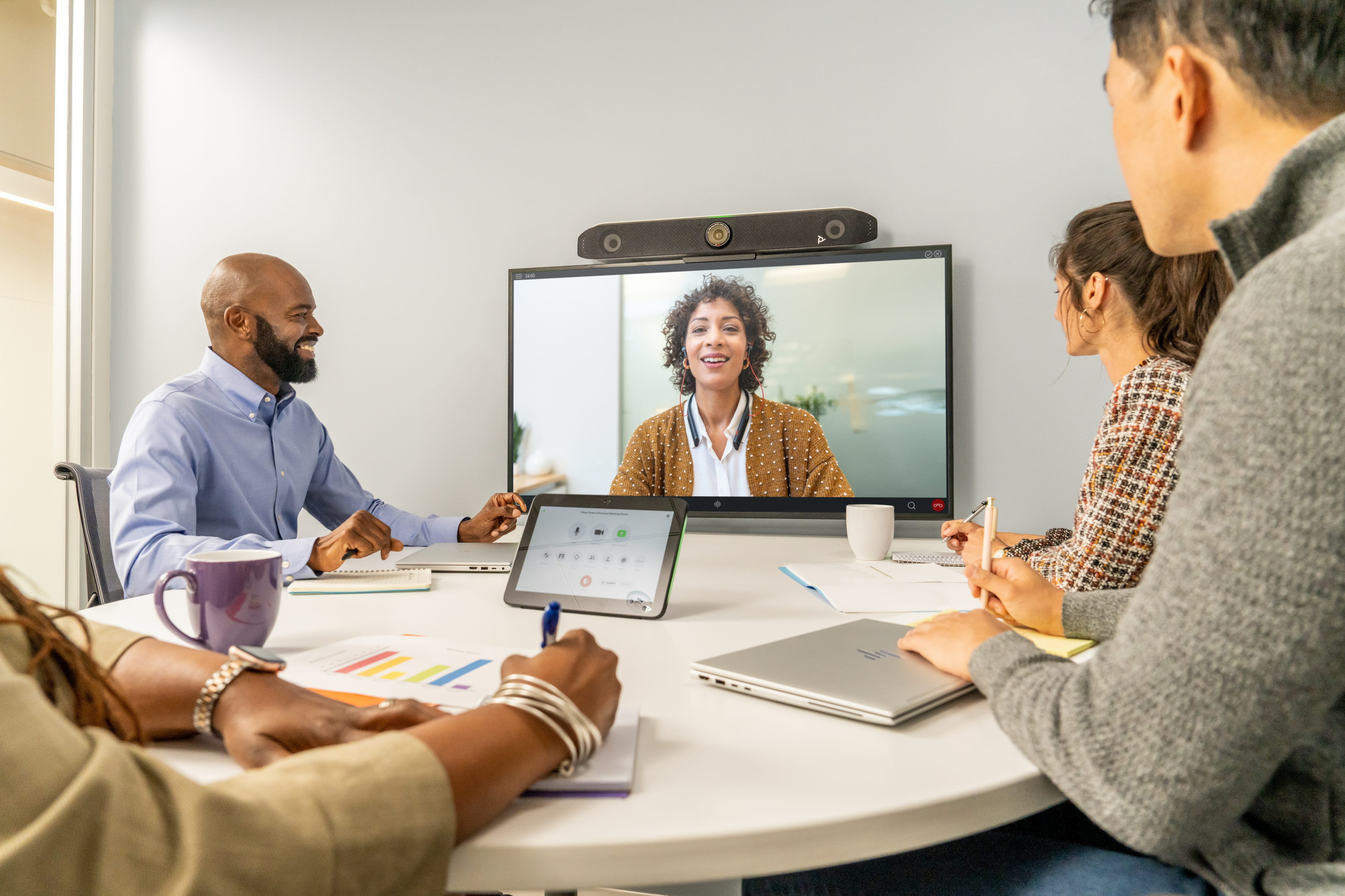 Poly HP Poly Studio X52 - All-in-One Videoleiste (Videoleiste, Poly TC10 Touchcontroller)