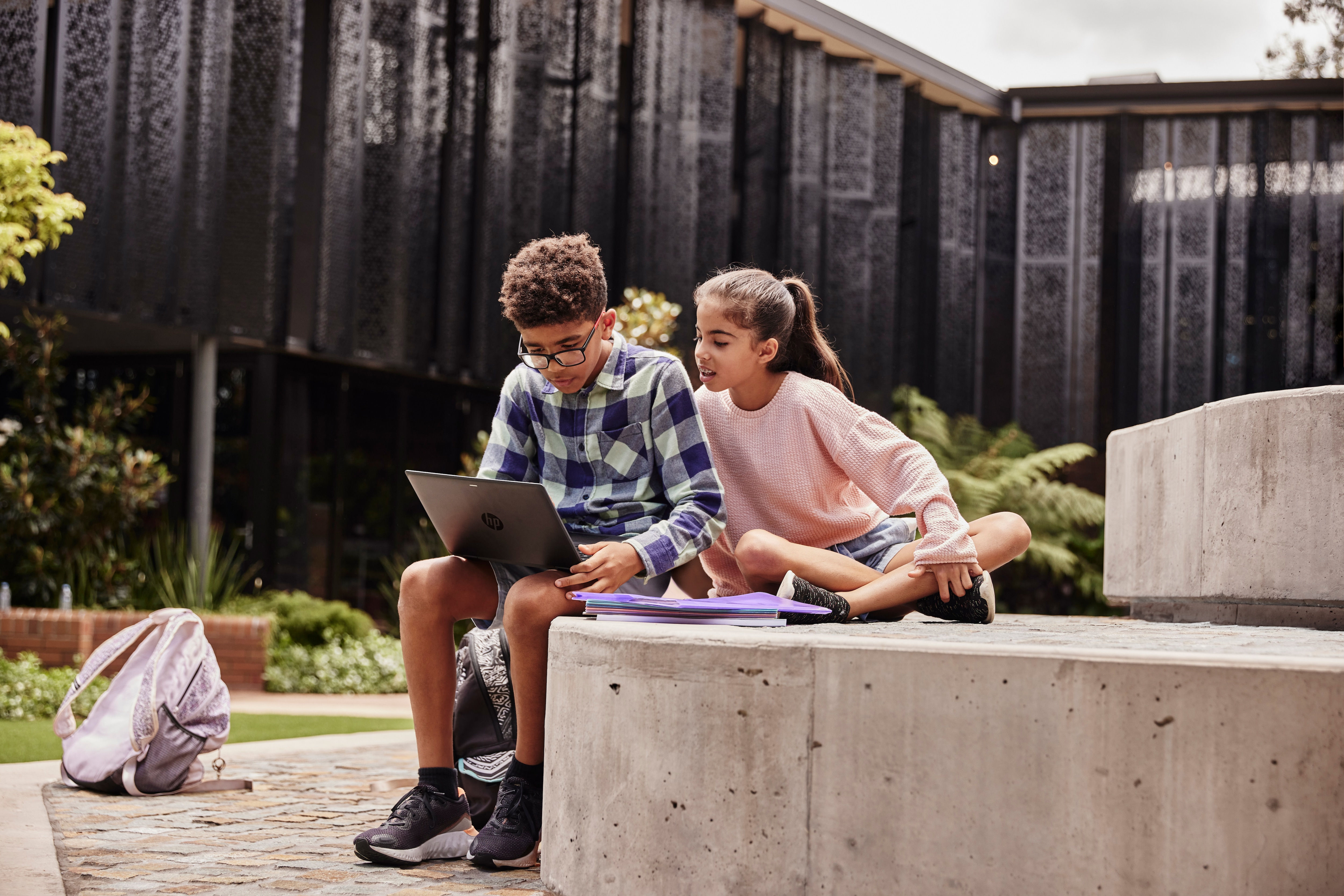 HP Pro x360 Fortis 11 G10 Notebook - Flip-Design - Intel Core i3 1210U / 1 GHz - Win 11 Pro - UHD Graphics - 8 GB RAM - 256 GB SSD NVMe, HP Value - 29.5 cm (11.6")