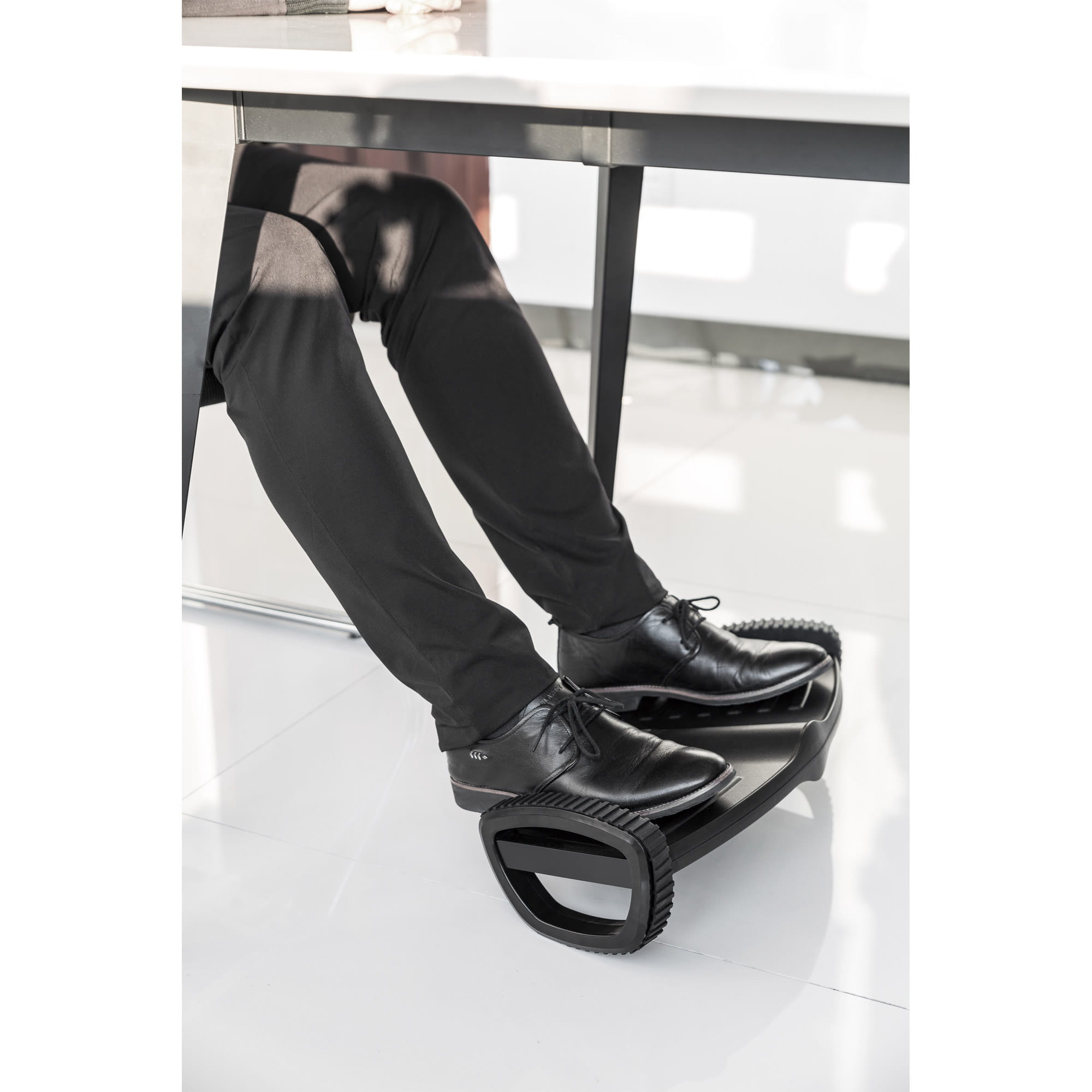 InLine Fußauflage - ergonomisch - schwarz