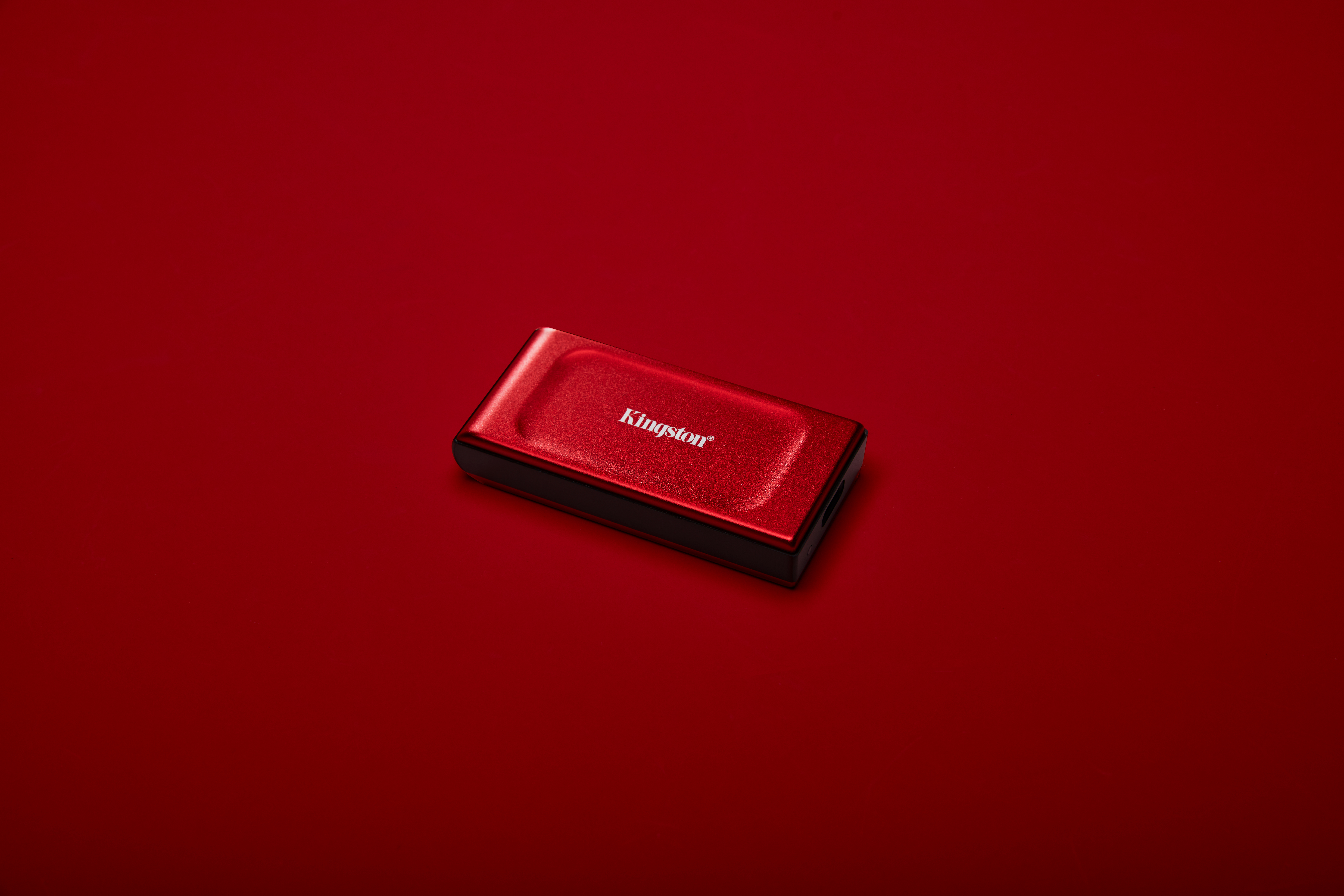 Kingston XS1000 - SSD - 2 TB - extern (tragbar) - USB 3.2 Gen 2 (USB-C Steckverbinder)