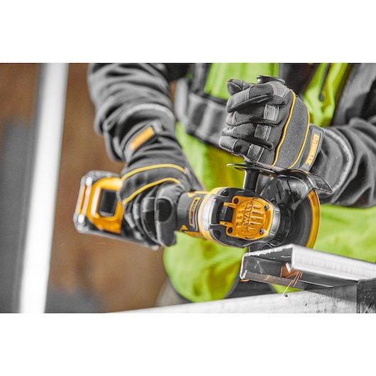 DEWALT DCG409VSNT-XJ, 9000 RPM, 12,5 cm, Akku, 5 Ah, Bürstenloser Motor