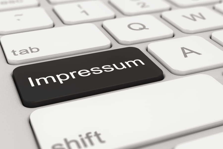 RECHT_Cloudmarkt_900_600_IMPRESSUM
