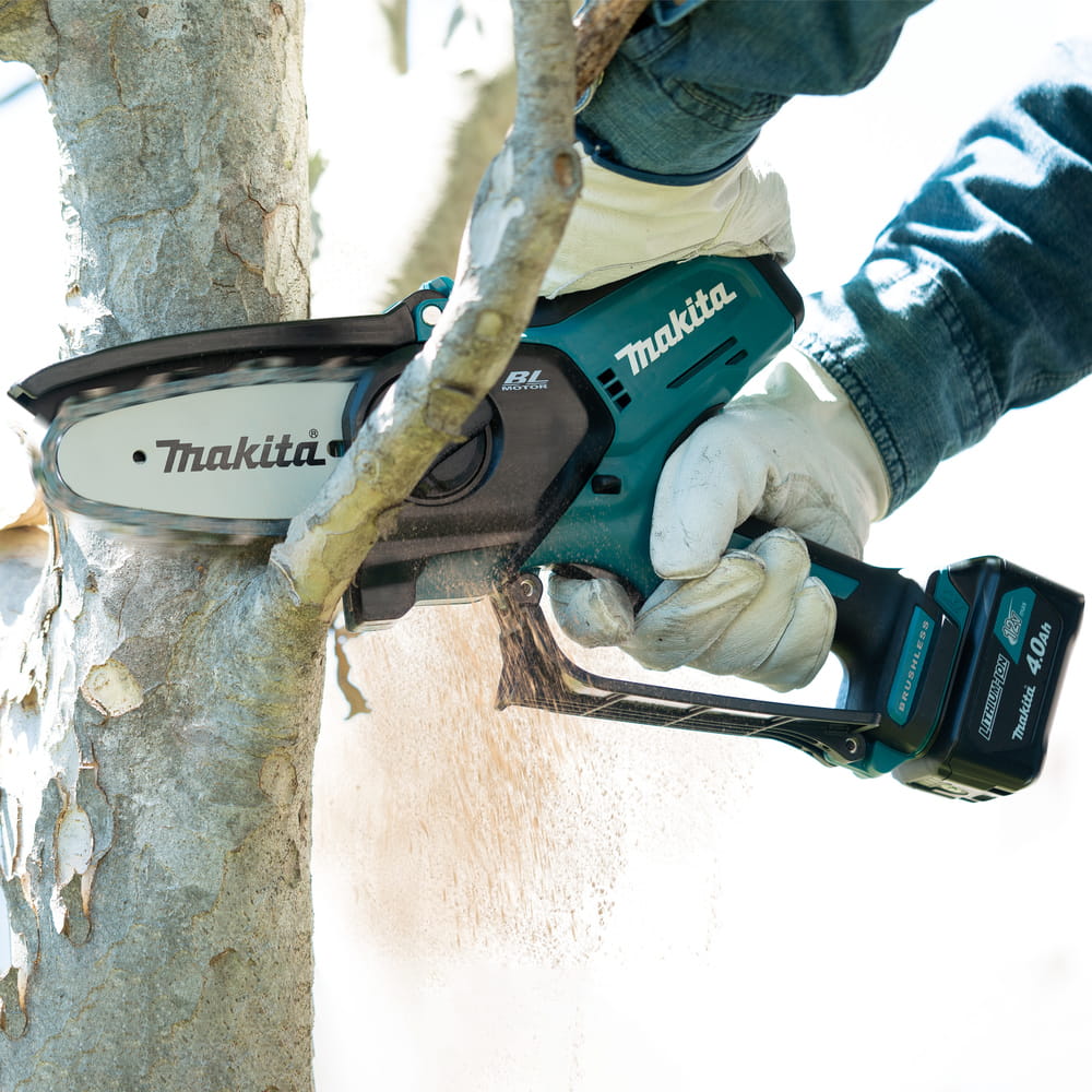 Makita UC100DZ, 10 cm, 8 m/s, Schwarz, Blau, 0,055 l, Akku, 12 V