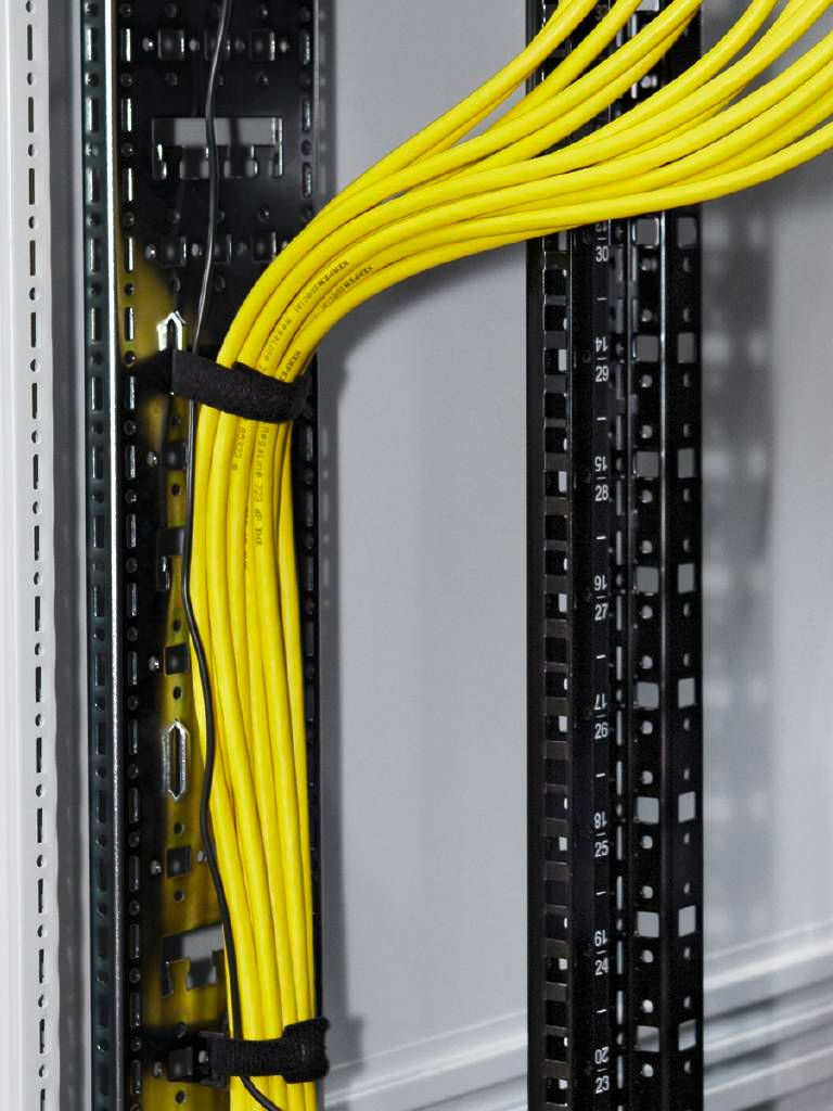 Rittal Leitungsführungssystem - RAL 9005
