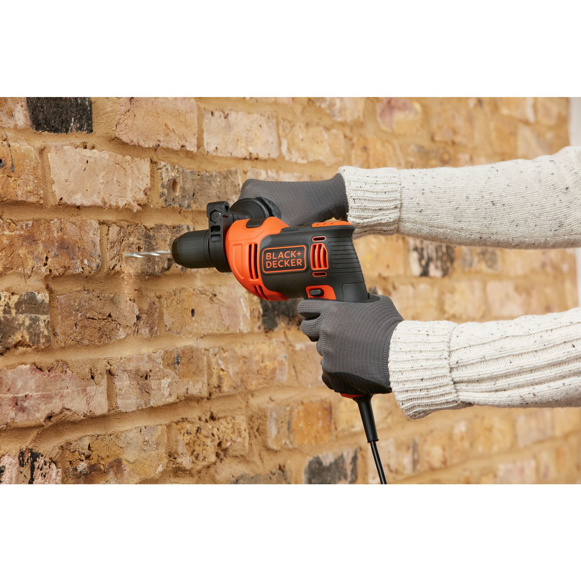 Black & Decker BEH710 - Schlagbohrhammer - 710 W