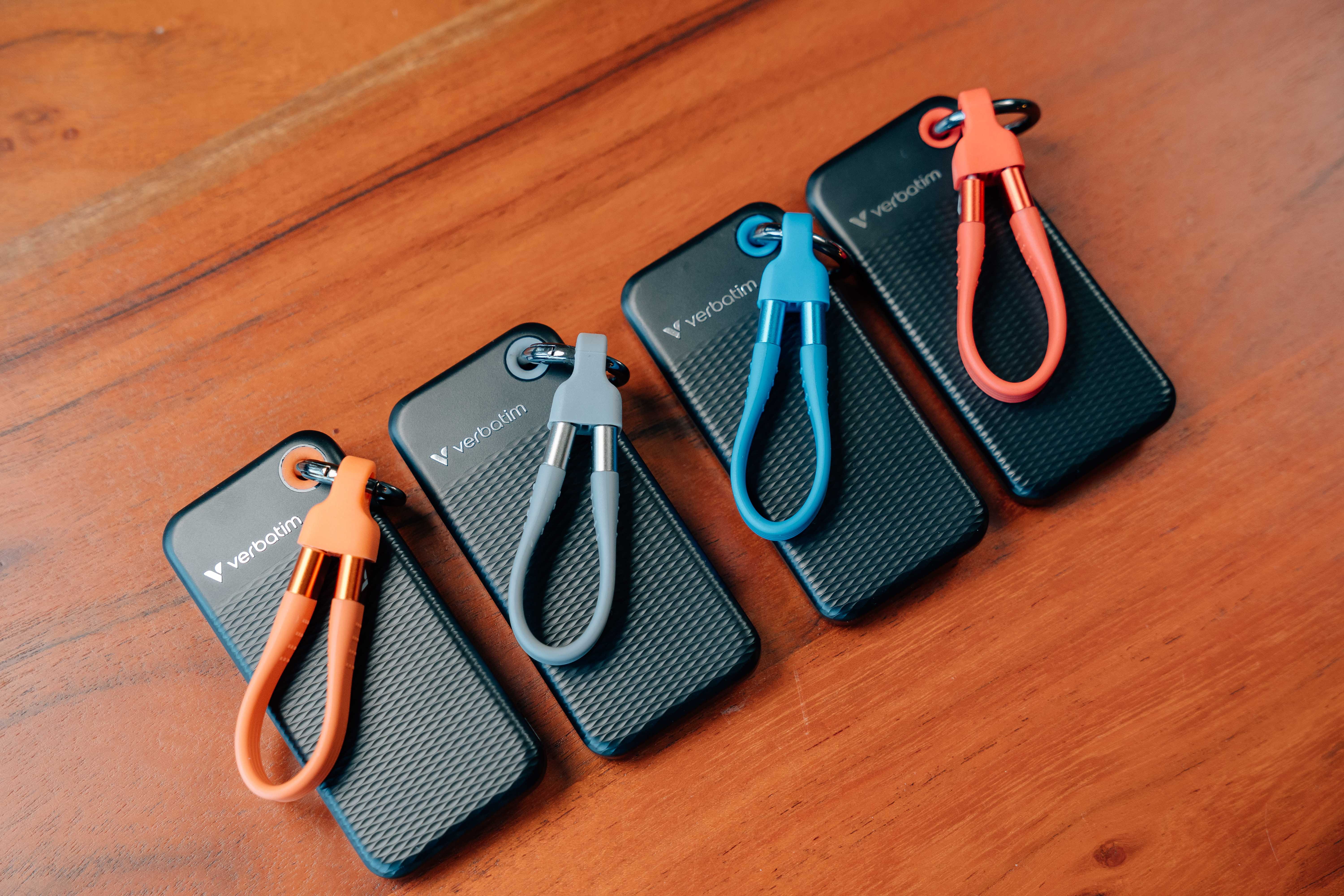 Verbatim Pocket - SSD - 2 TB - Schlüsselanhänger mit Kabelbefestigung - extern (tragbar)