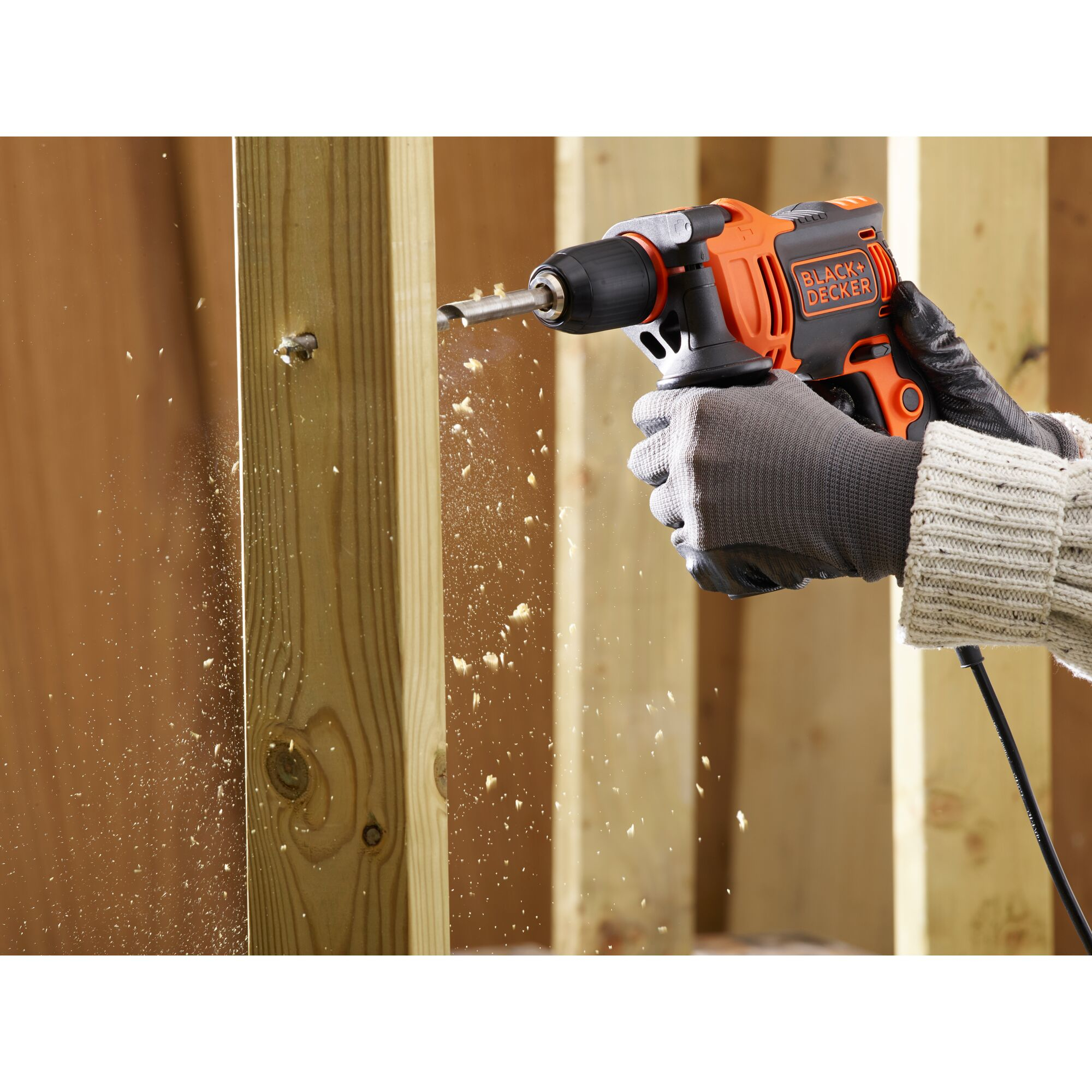 Black & Decker BEH710 - Schlagbohrhammer - 710 W