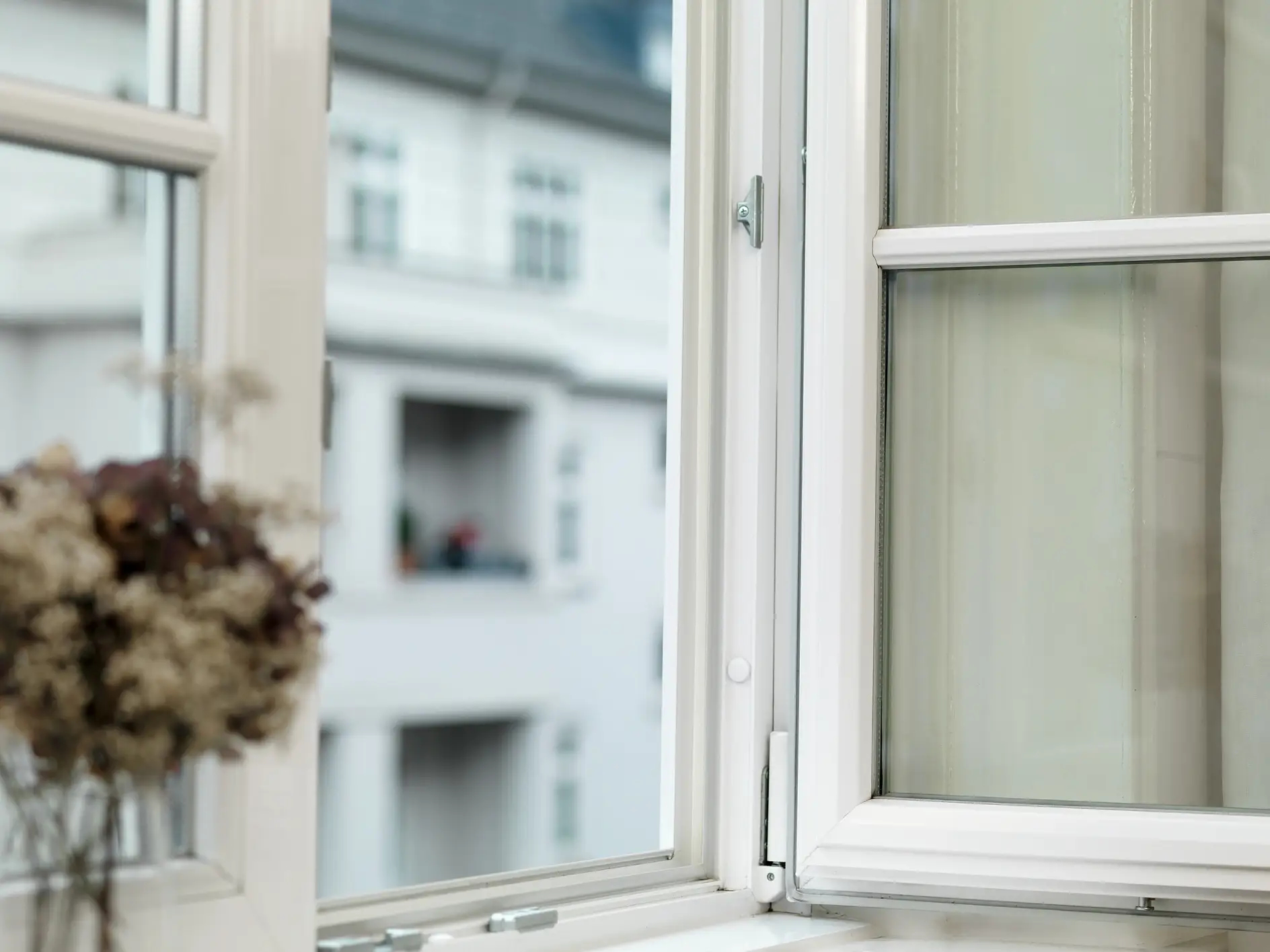 Tesa 05417-00100-01, Fenster, Rahmenlos, Oberhalb des Fensters, Weiß, Stoff, Silikon, 9 mm